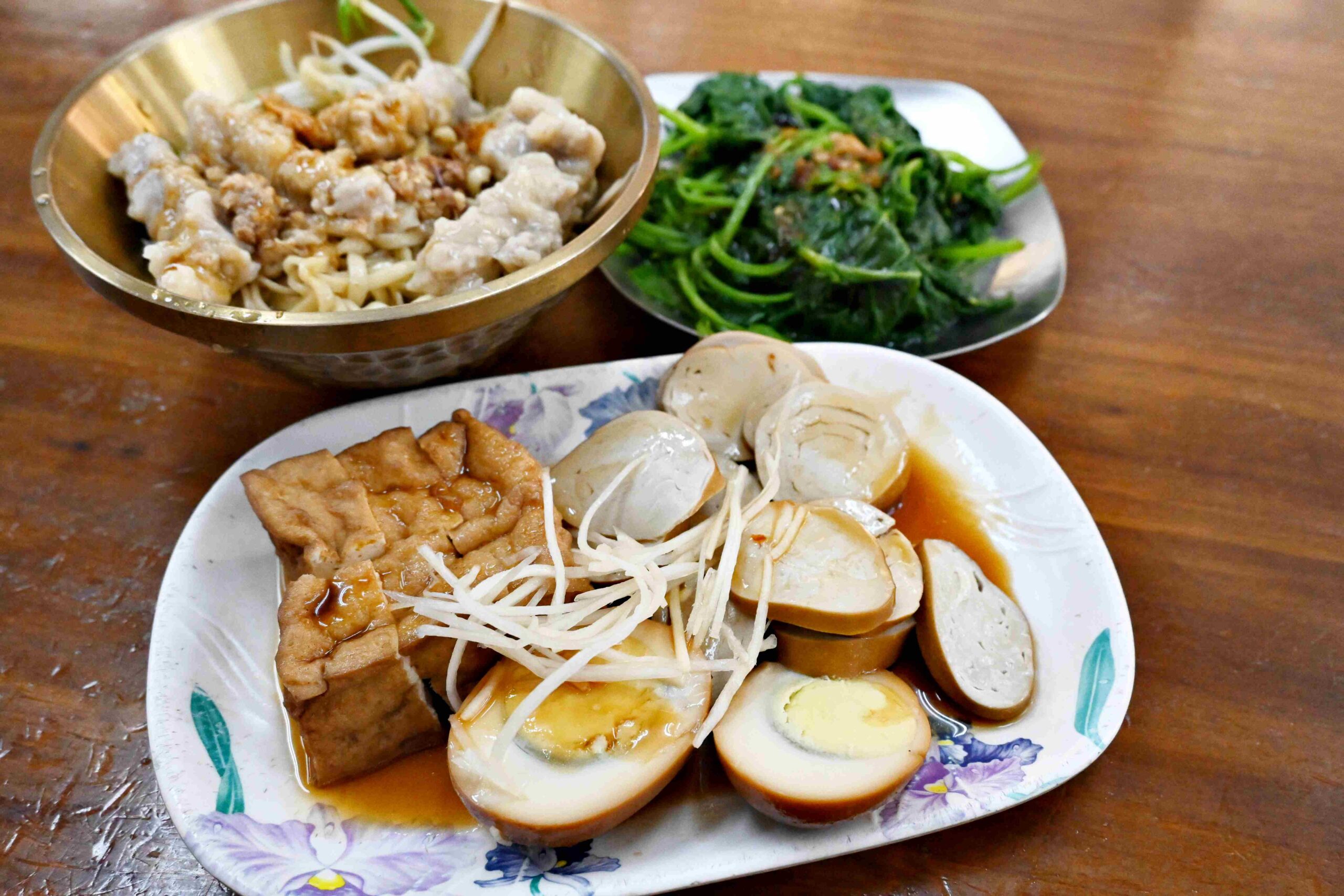 【新莊美食】媽媽味傳統小吃｜在地人私藏的乾麵肉羹神組合(菜單) @厚片嘴角帶便當