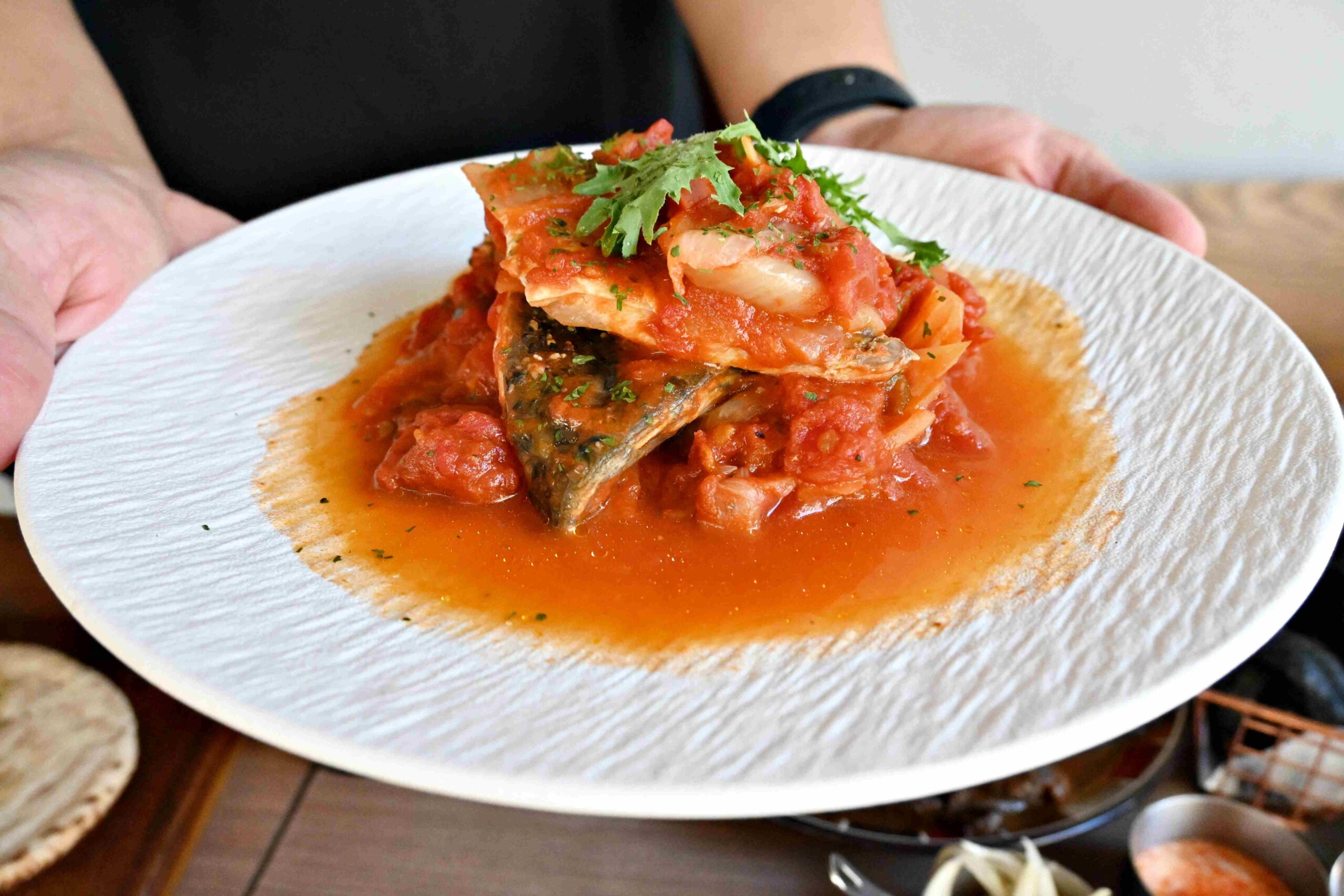 【國父紀念館美食】ABV地中海餐酒館：海鮮鍋飯、烤肉串到甜點都精彩 @厚片嘴角帶便當