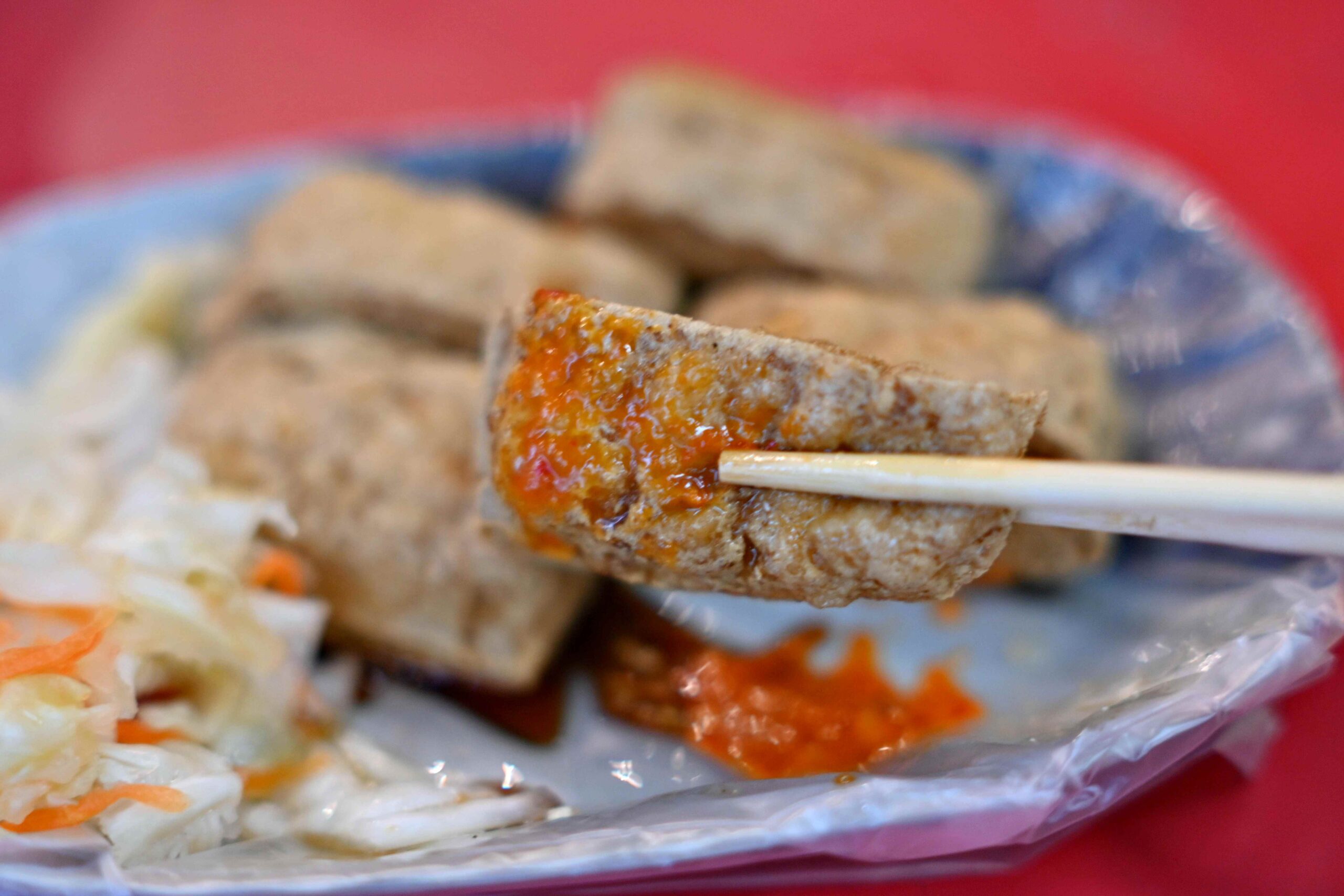 【新莊美食】吉品綠汁酵素臭豆腐，宜蘭名店味道，爽脆爆汁超驚豔(菜單) @厚片嘴角帶便當