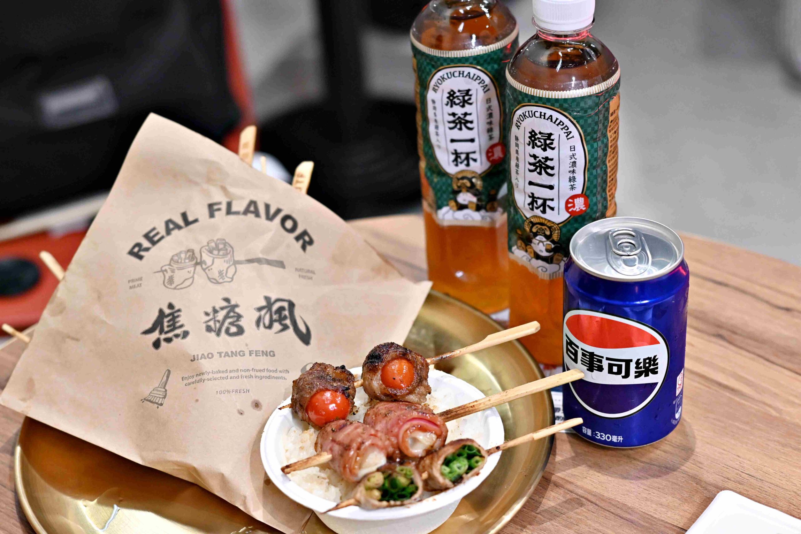 【西門美食】焦糖楓串燒西門直營店，獨家漢方烤肉粉有夠強！(菜單) @厚片嘴角帶便當