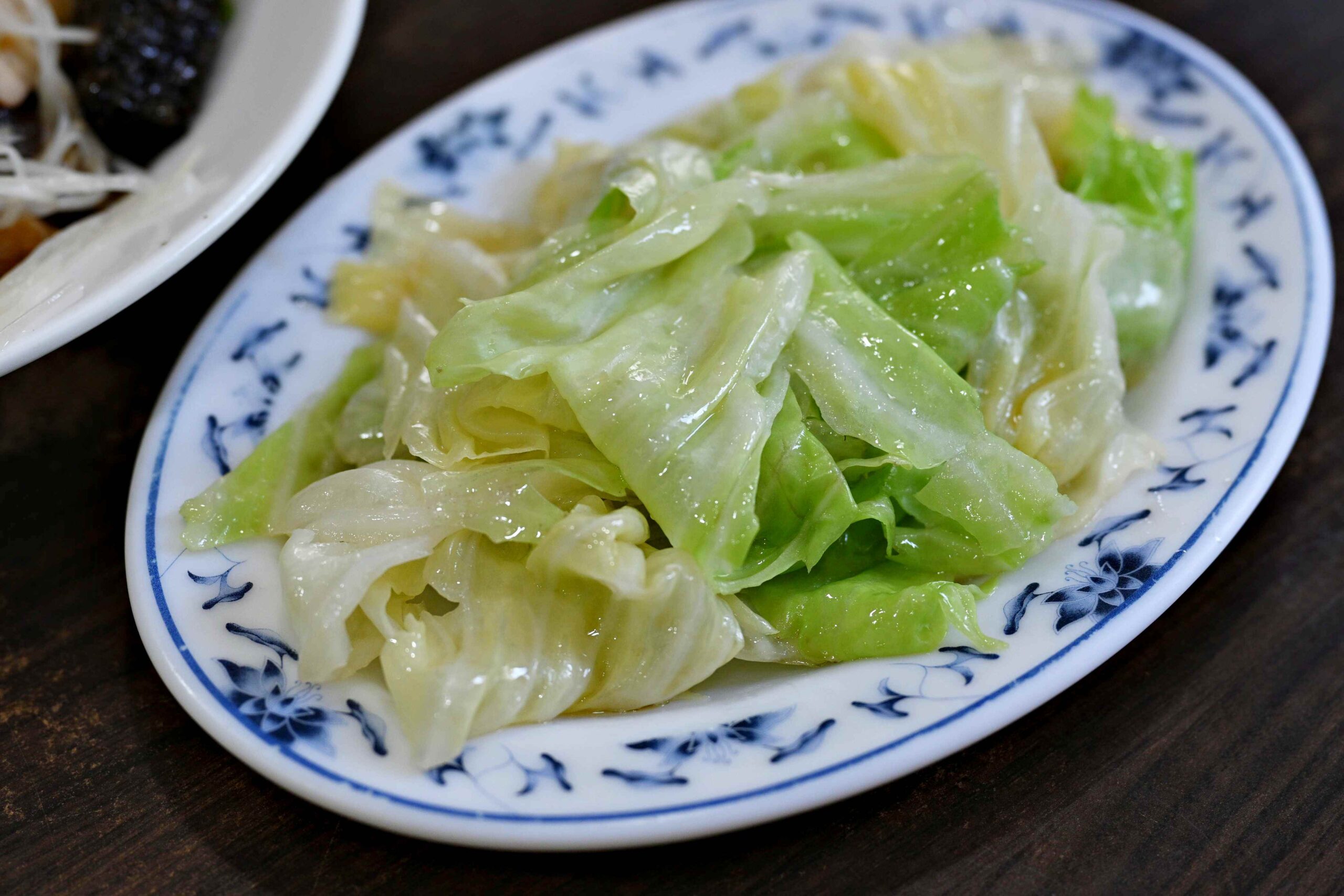 【公館美食】中瘋滷肉飯加菜脯蛋，老饕激推組合(菜單) @厚片嘴角帶便當