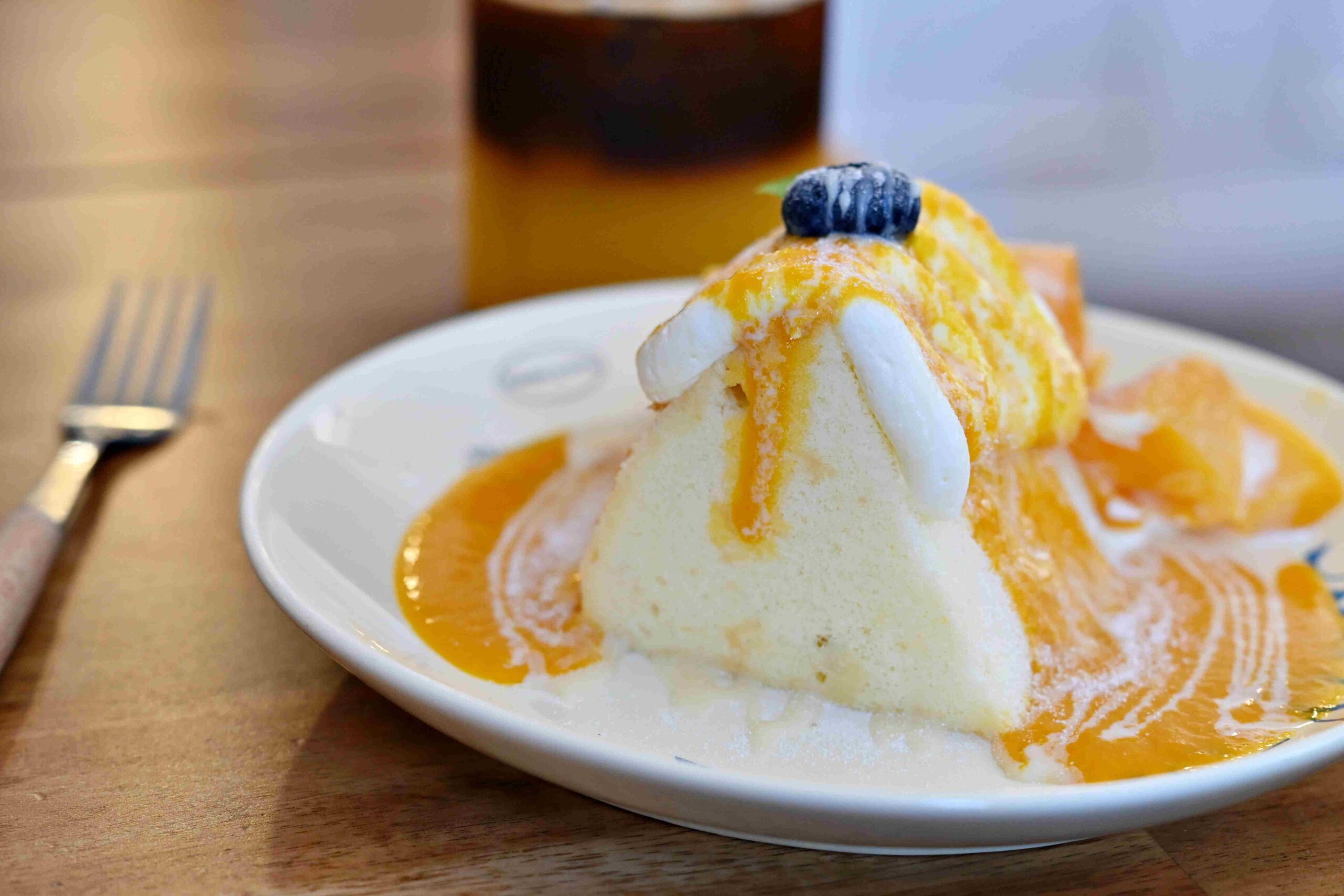 【新店美食】Butter Cake Café 奶油蛋糕咖啡廳，裝潢美、甜點超好吃(菜單) @厚片嘴角帶便當