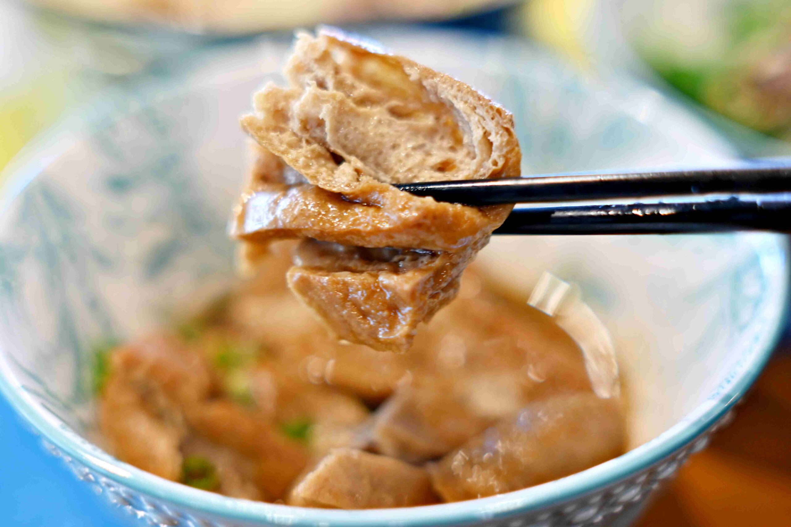 【新莊美食】丁古牛肉麵，牛肉超大塊湯頭甜，用心經營必吃(菜單) @厚片嘴角帶便當