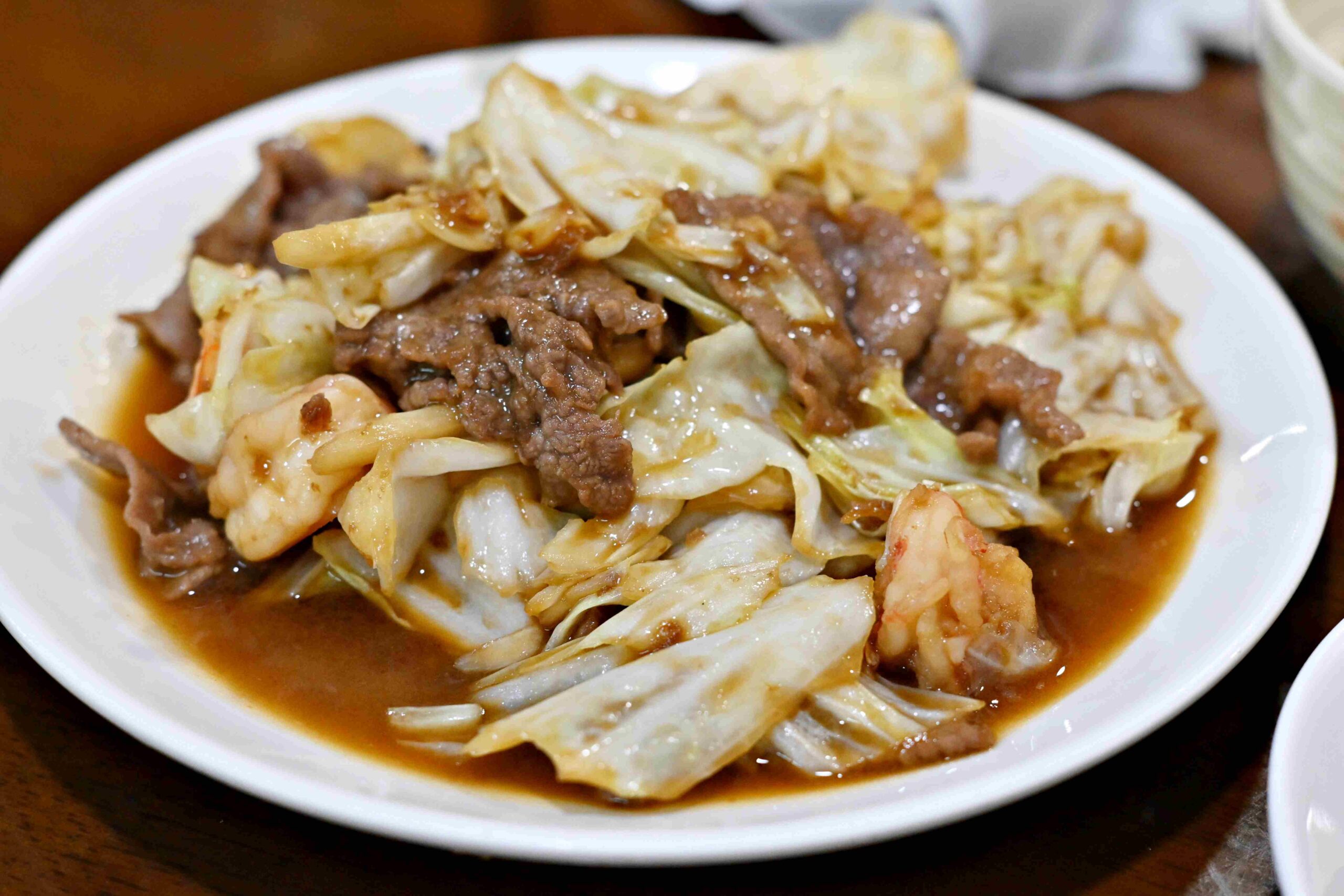 【國父紀念館美食】清真中國牛肉麵食館｜米其林連續推薦的魔力(菜單) @厚片嘴角帶便當
