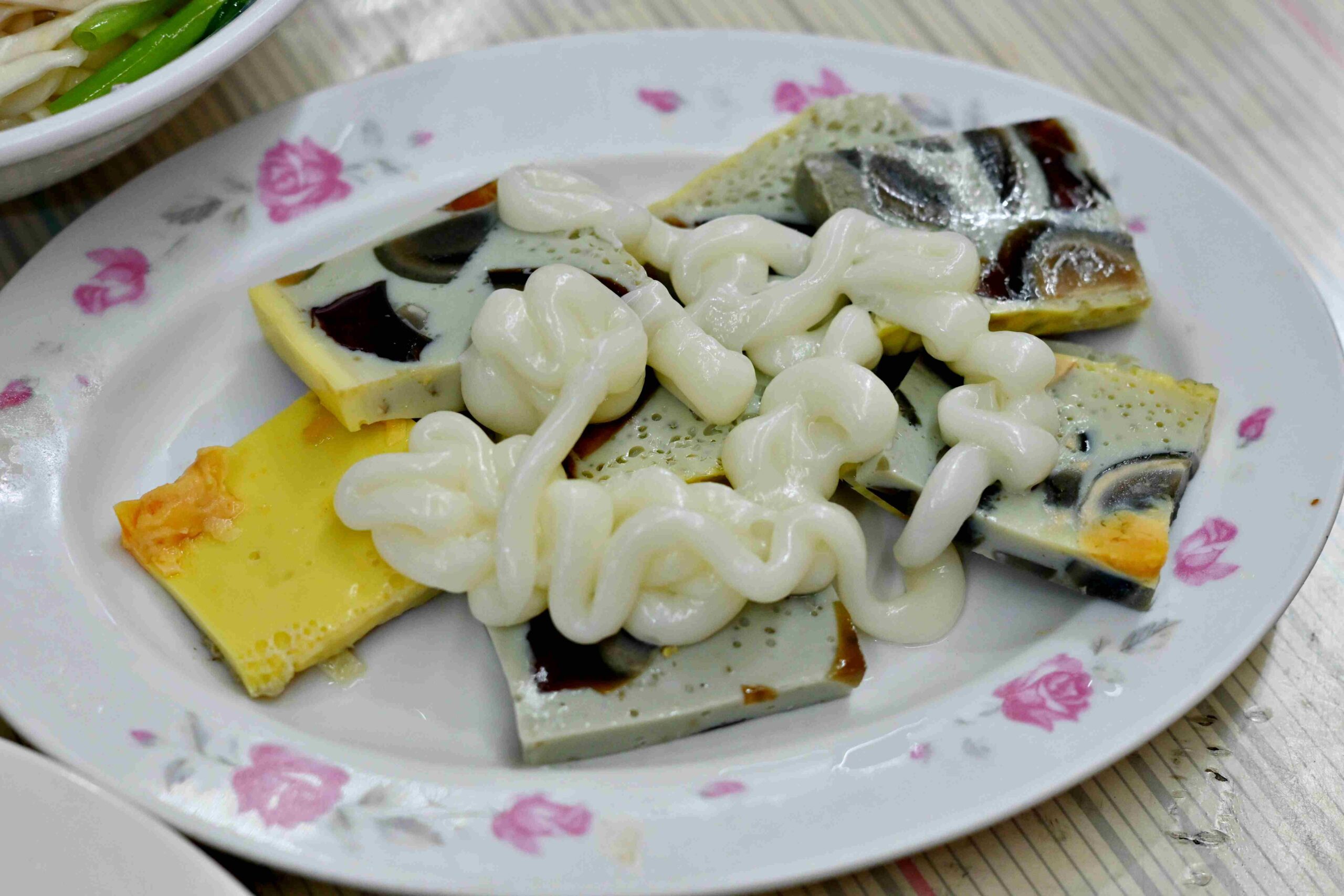 【三重美食】三兄弟麵攤：隱藏在大同北路巷弄的在地人麵店(菜單) @厚片嘴角帶便當