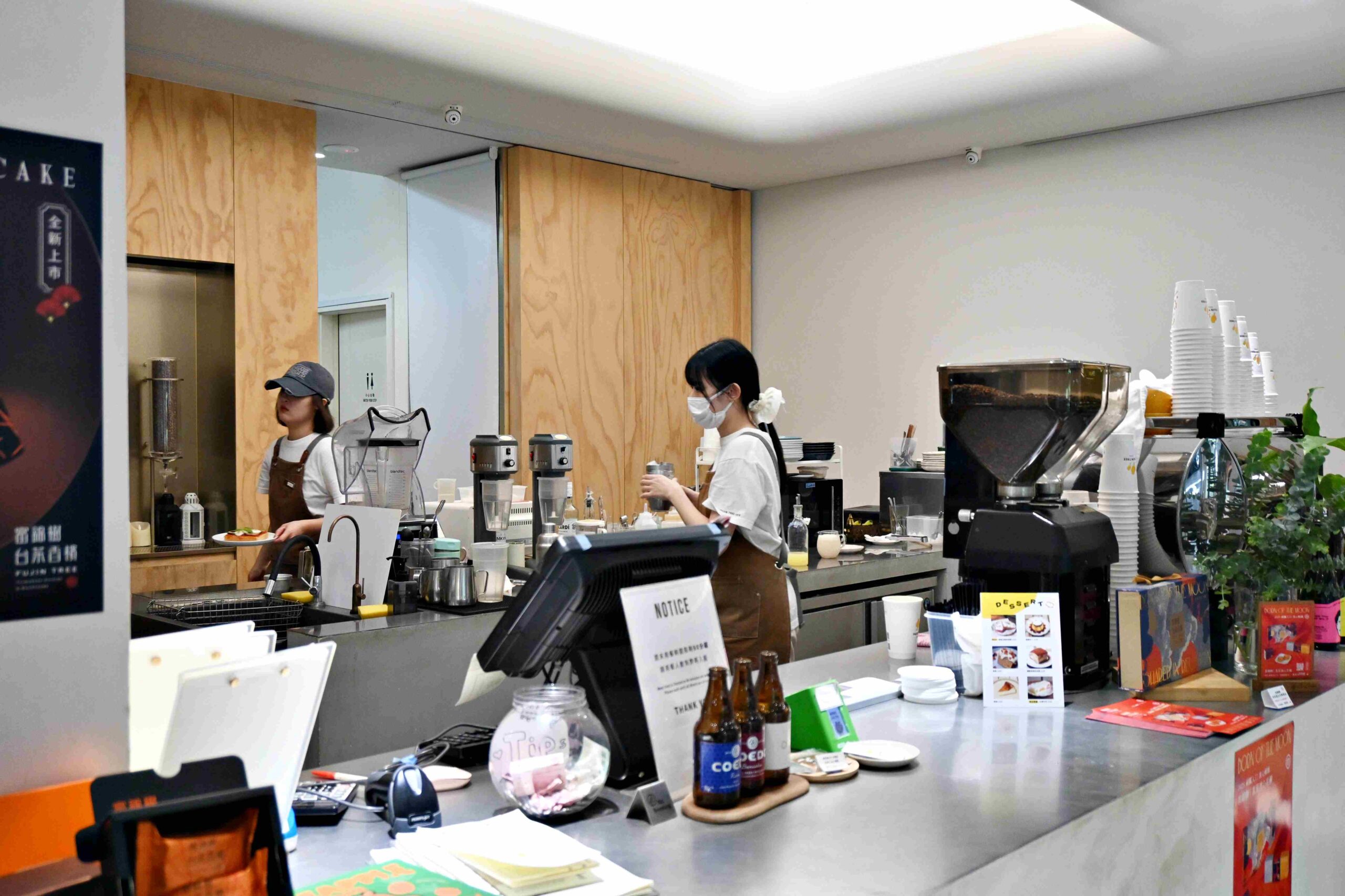 【中山咖啡推薦】富錦樹咖啡 FUJIN TREE CAFE｜氛圍拉滿的巷弄咖啡廳(菜單) @厚片嘴角帶便當
