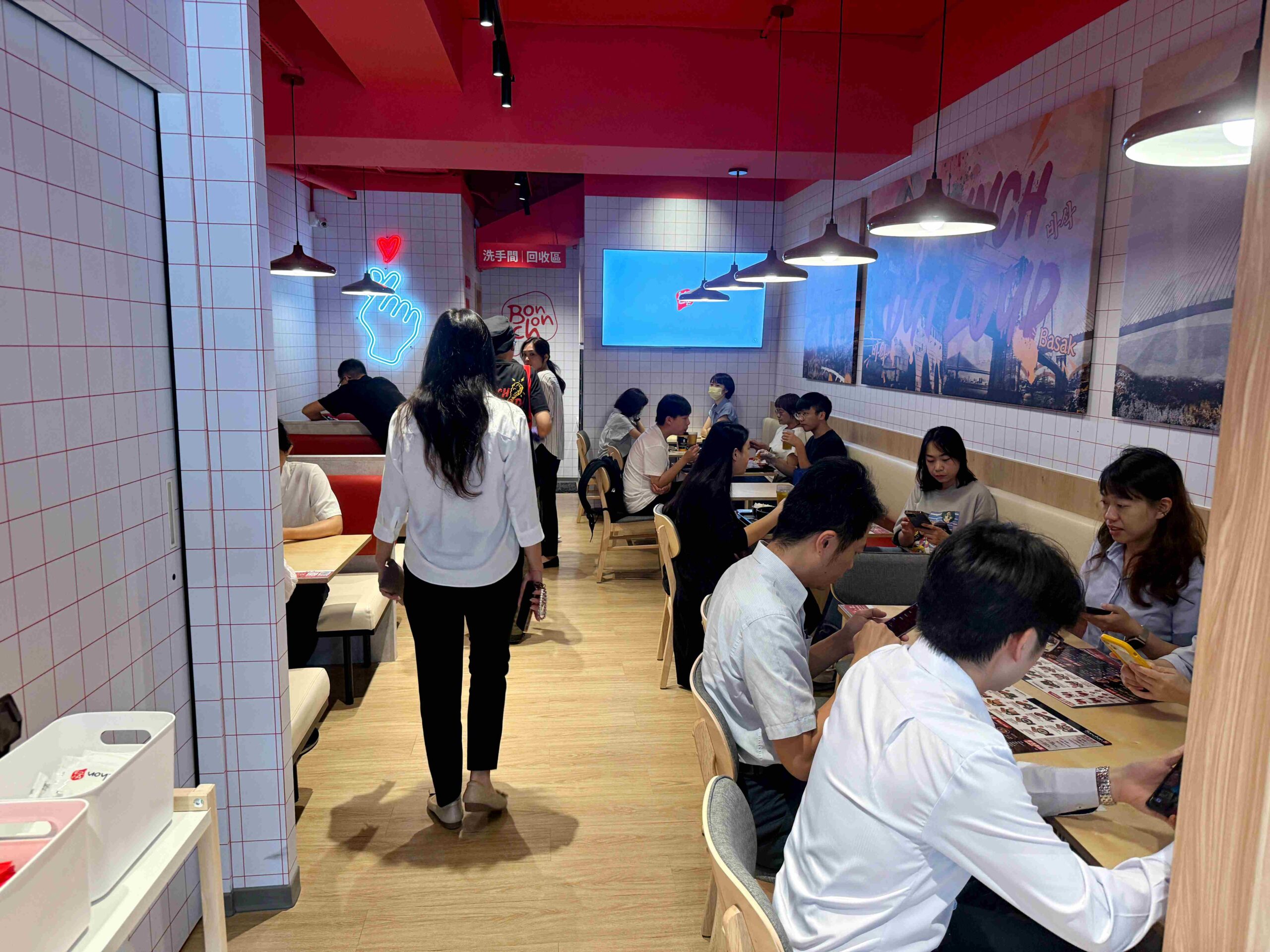 【中山站美食】Bonchon 本村韓食炸雞，CNN 認證的炸雞黃金標準！(菜單) @厚片嘴角帶便當
