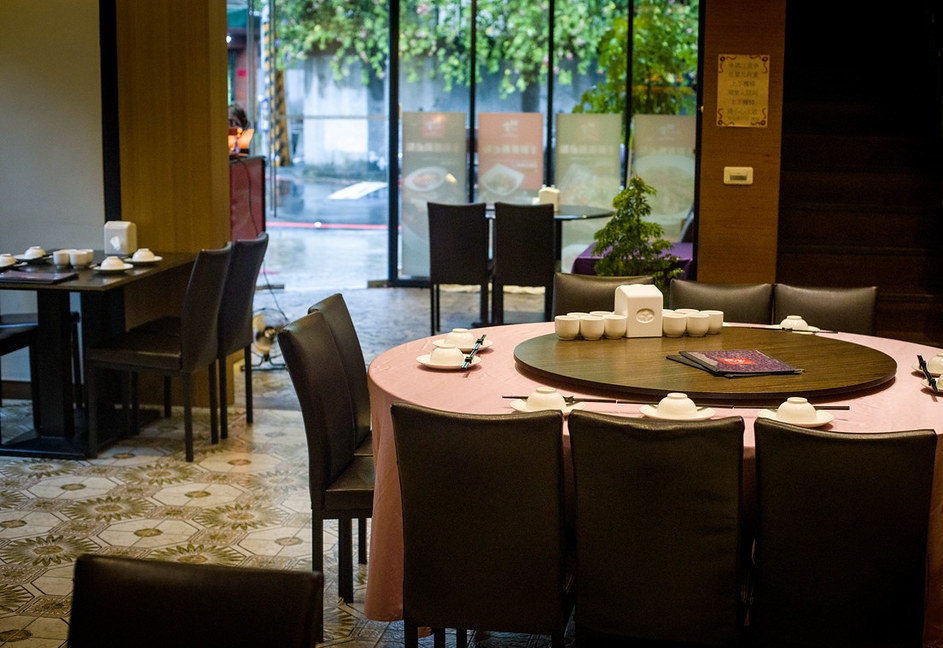 【永和美食】紅堂新川菜餐廳，平價又夠味的川菜館，聚餐超推薦(菜單) @厚片嘴角帶便當