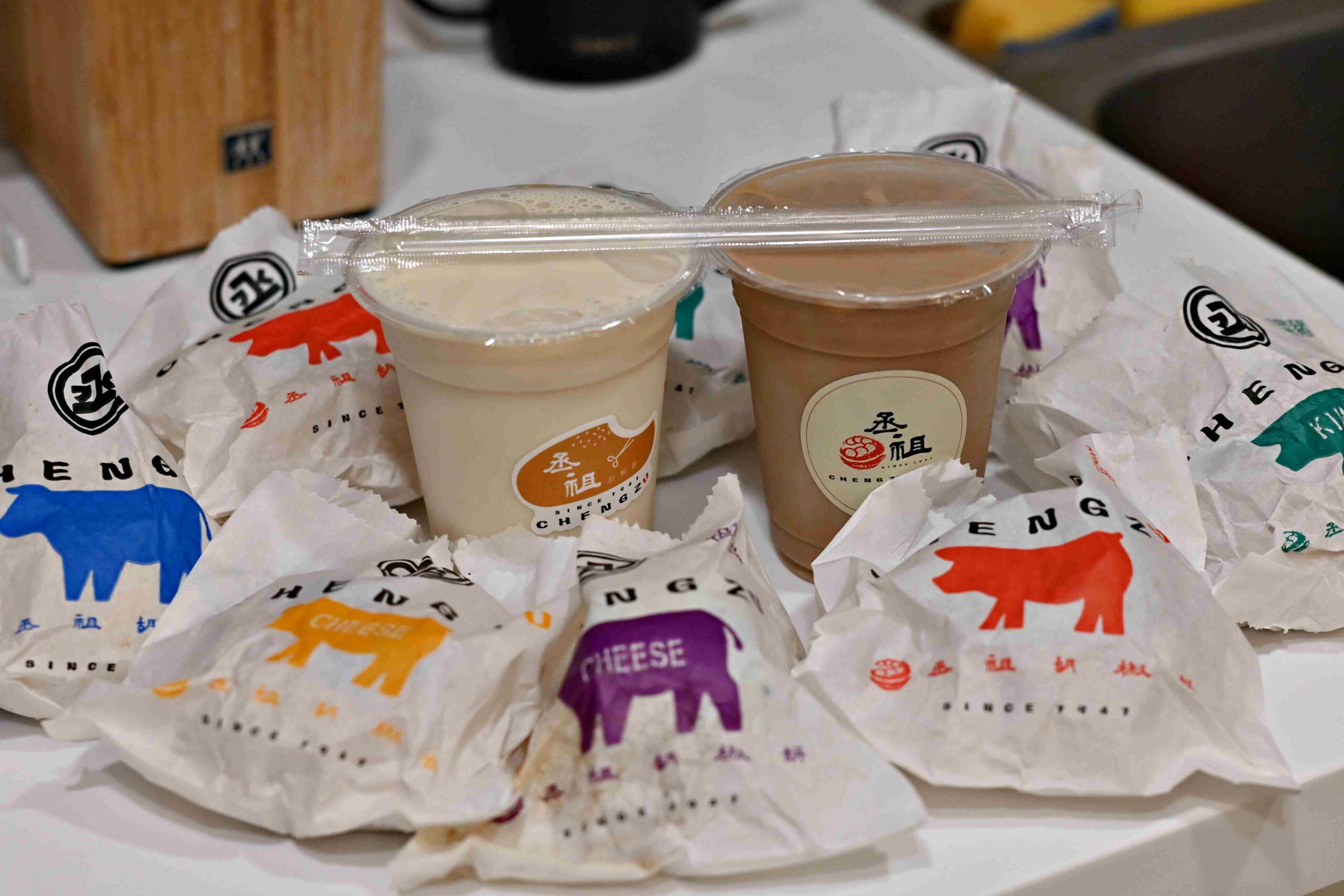 【永和美食】丞祖胡椒餅-新北永和店，外送下午茶人氣王，爆餡爆汁推薦(菜單) @厚片嘴角帶便當