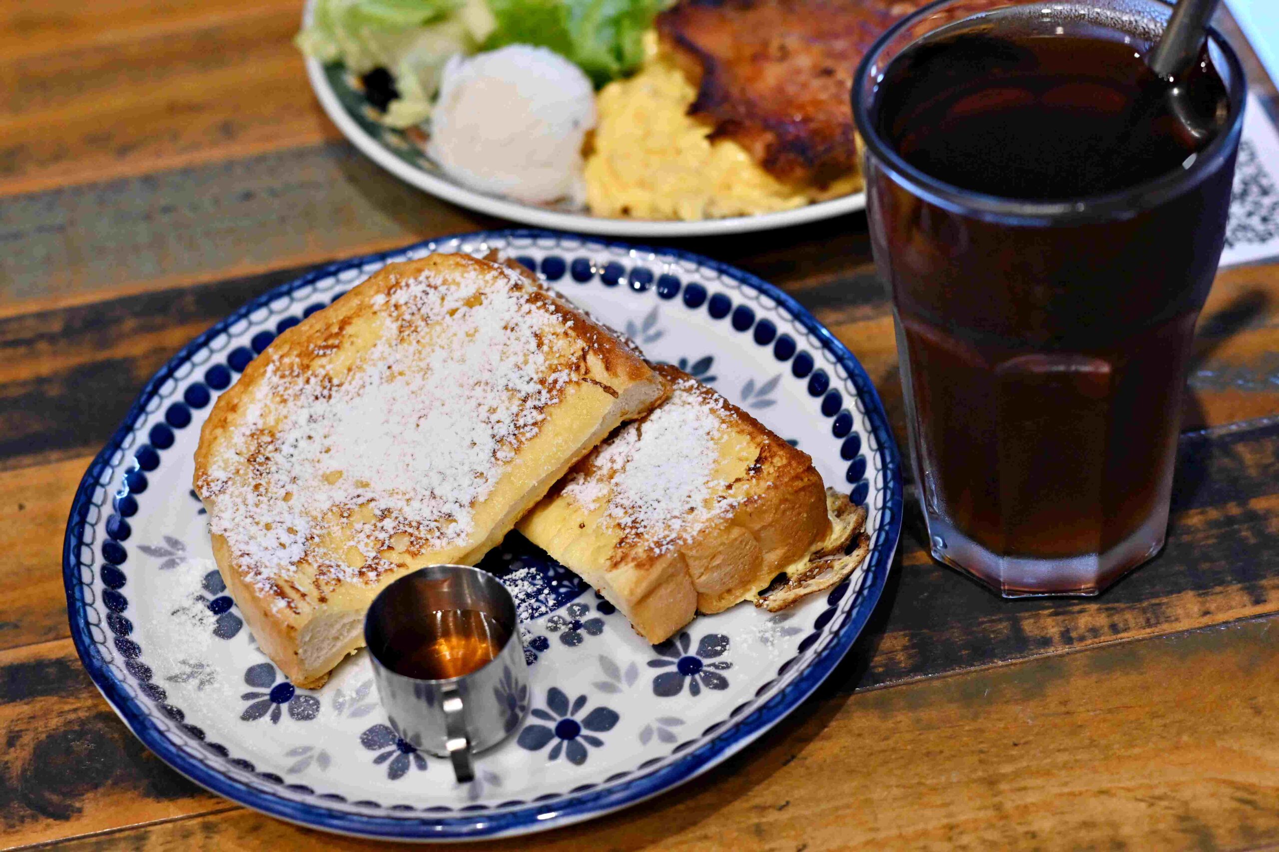 【新莊美食】牆角Corner Walls Café，早午餐脆皮雞排推薦(菜單) @厚片嘴角帶便當