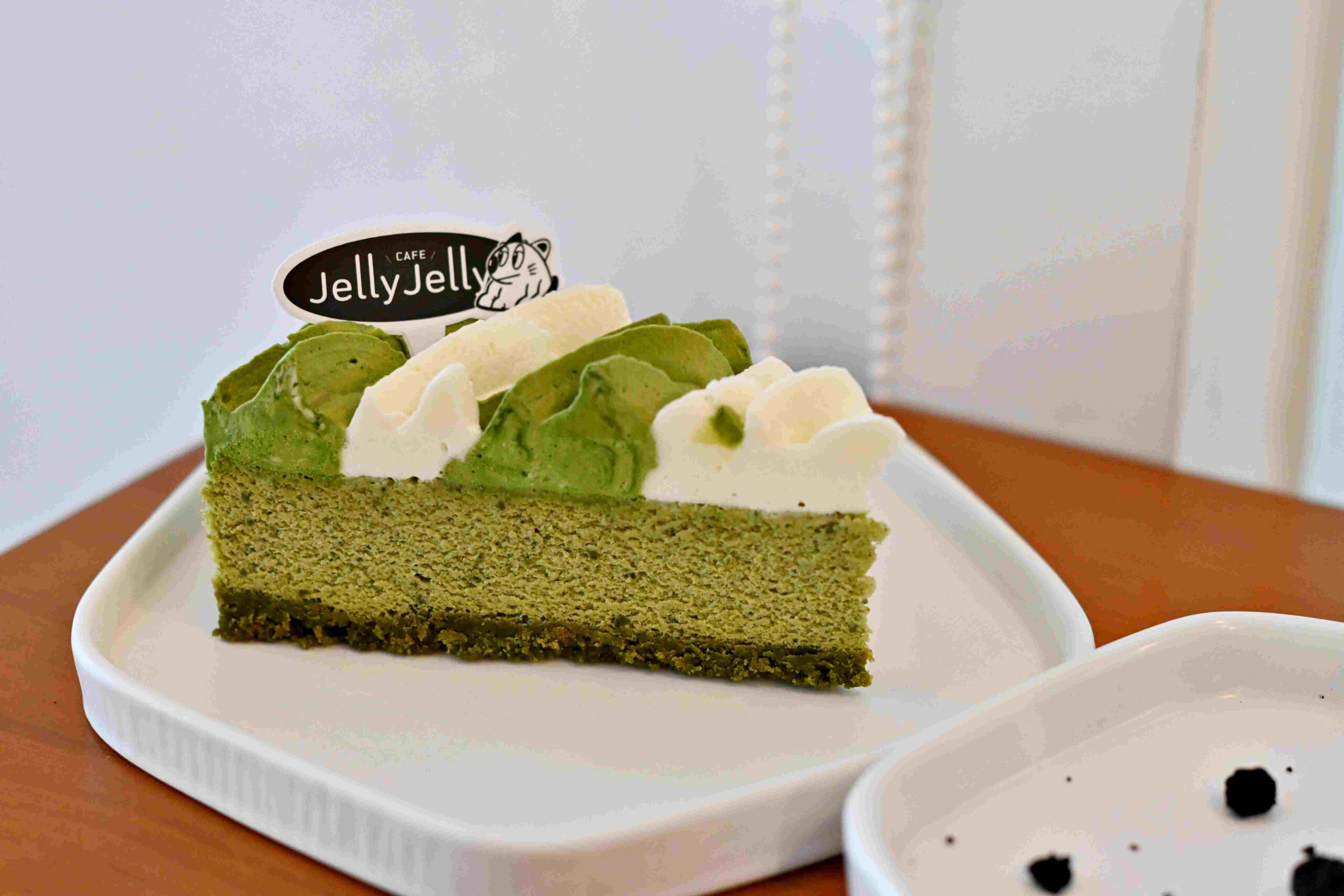 【忠孝新生美食】JellyJelly Cafe：超可愛白色系咖啡廳，甜點控必訪推薦！(菜單) @厚片嘴角帶便當