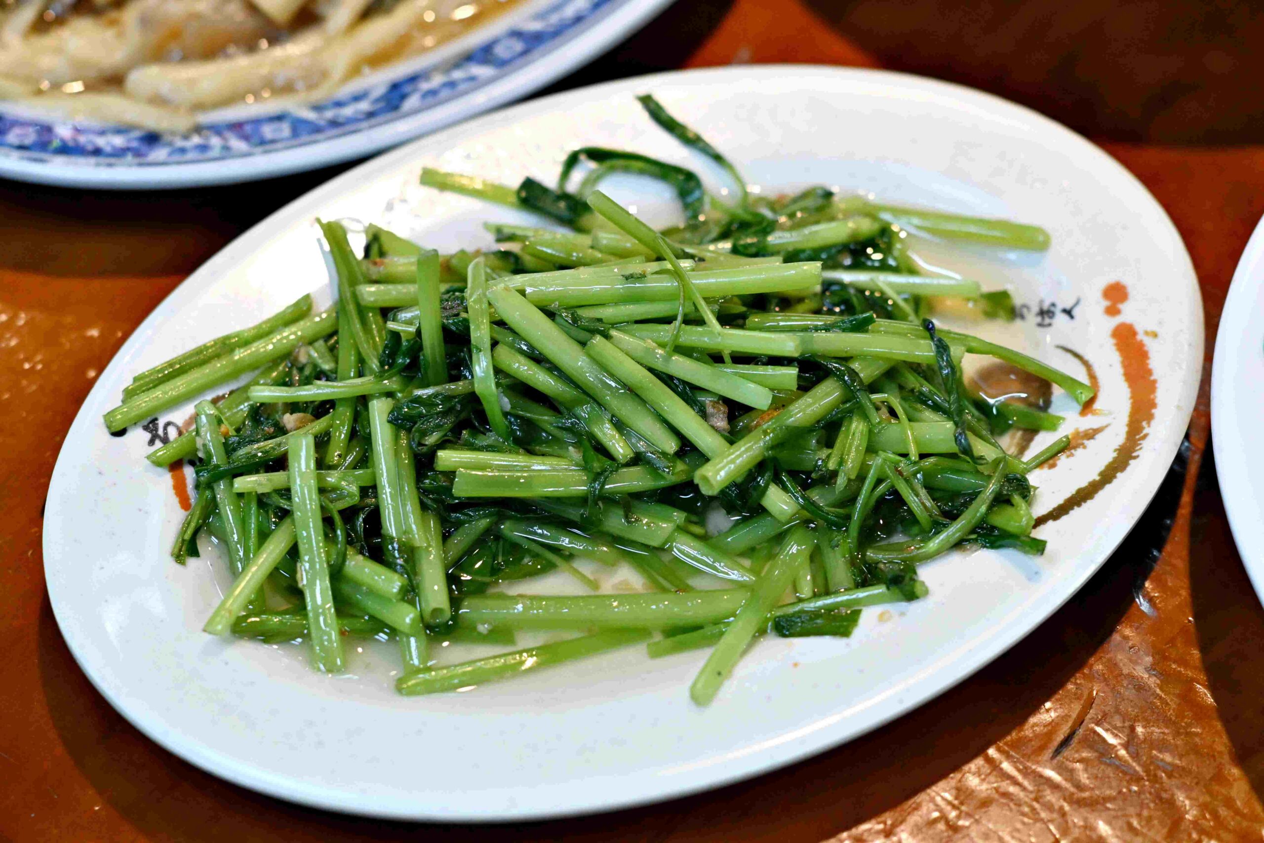 【西門美食】金滿園，排骨雞腿都好吃，炒飯是亮點推薦(菜單) @厚片嘴角帶便當