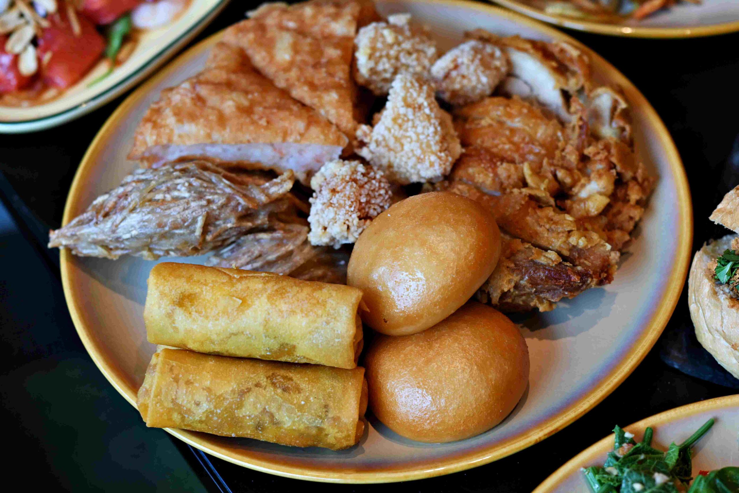 【大直美食】泰市場大直英迪格店，吃到飽泰式首選！2025最新推薦！(菜單) @厚片嘴角帶便當