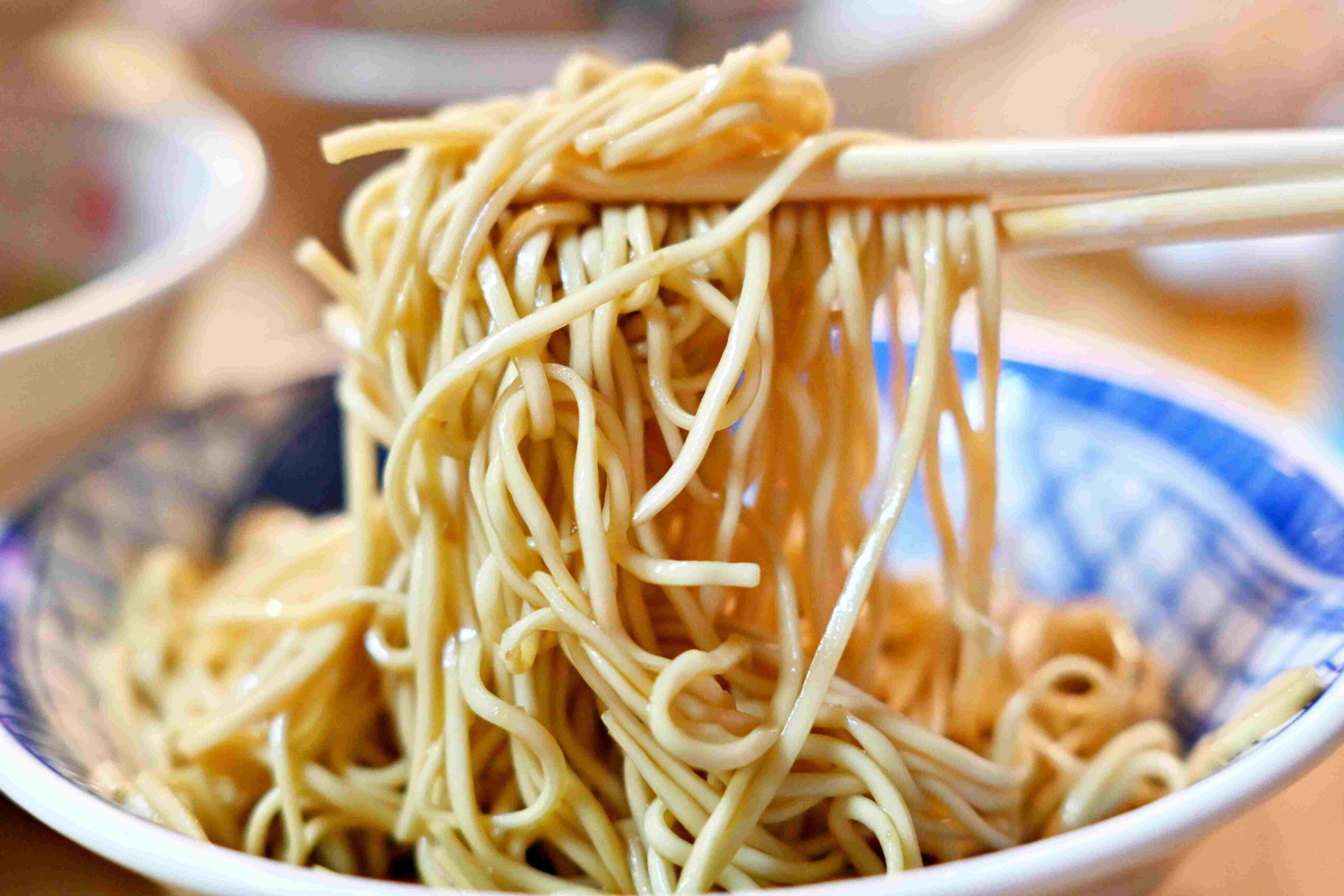 【中正區美食】93蕃茄牛肉麵，必點什麼大推薦！(菜單) @厚片嘴角帶便當