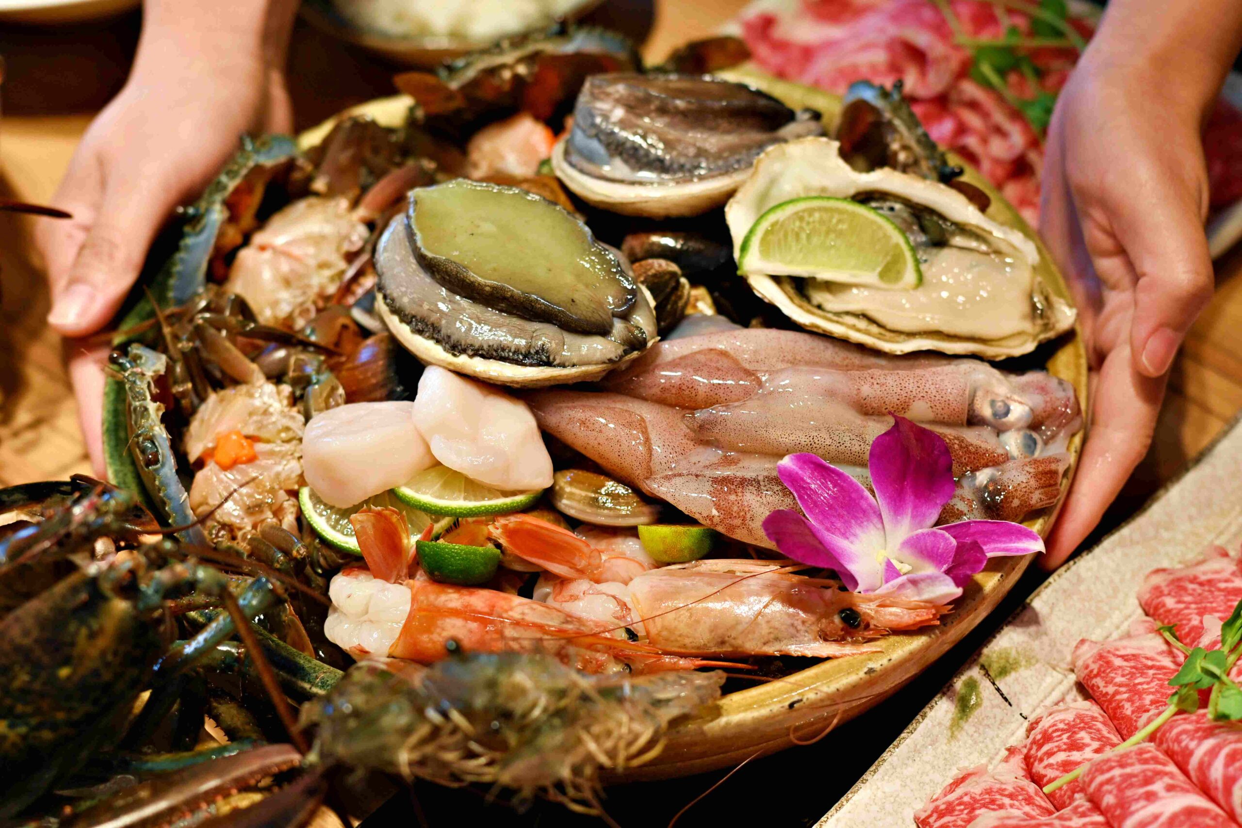 【永和美食】小海水產民生店,龍蝦雙人鍋海鮮山澎湃新鮮到爆!(菜單) @趙先生吃飯 【永和美食】小海水產民生店,龍蝦雙人鍋海鮮山澎湃新鮮到爆!(菜單) @趙先生吃飯