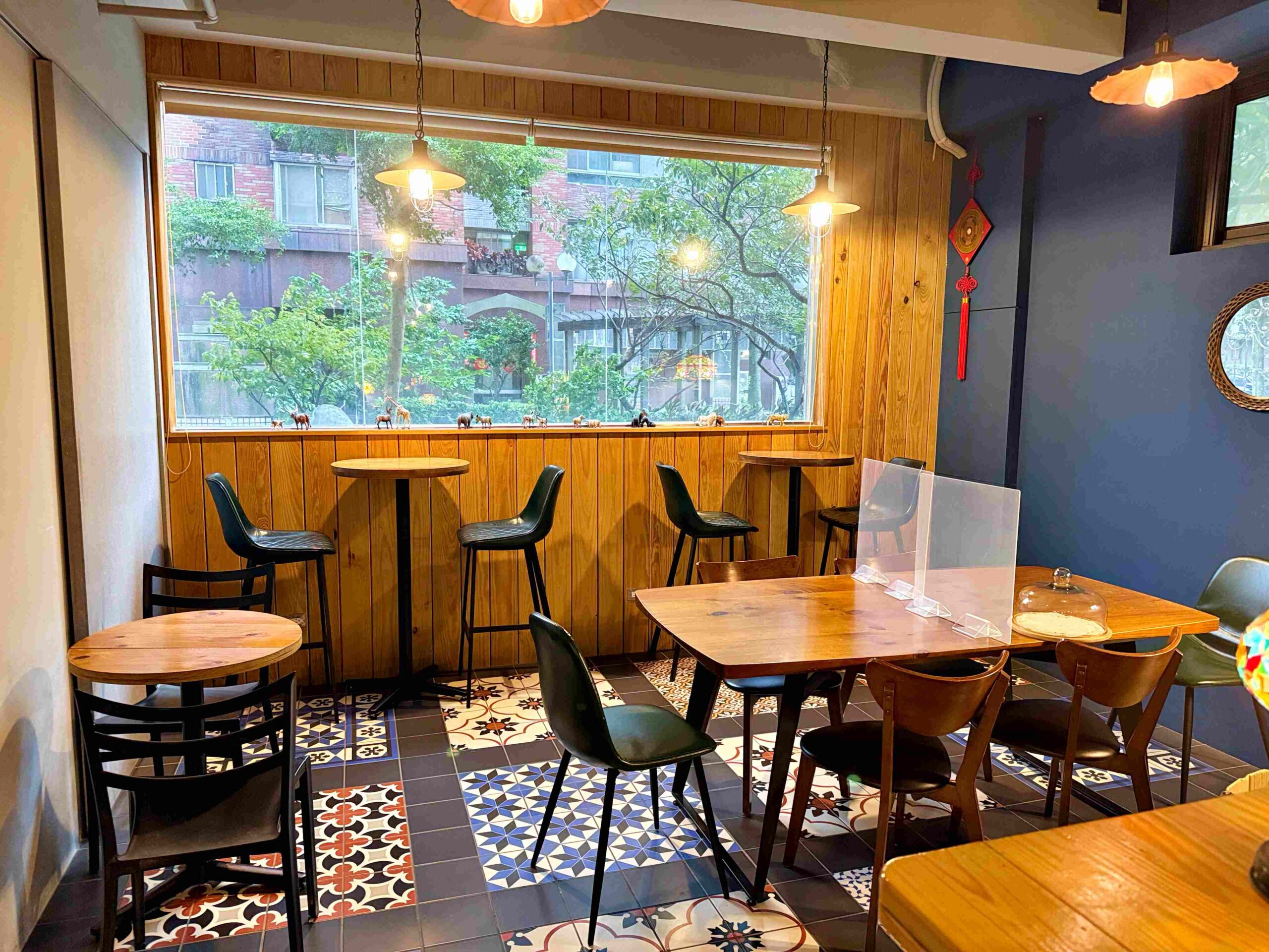 【淡水美食】Second Floor 貳樓淡水站前店，最推薦必吃餐點！(菜單)(寵物友善) @趙先生吃飯