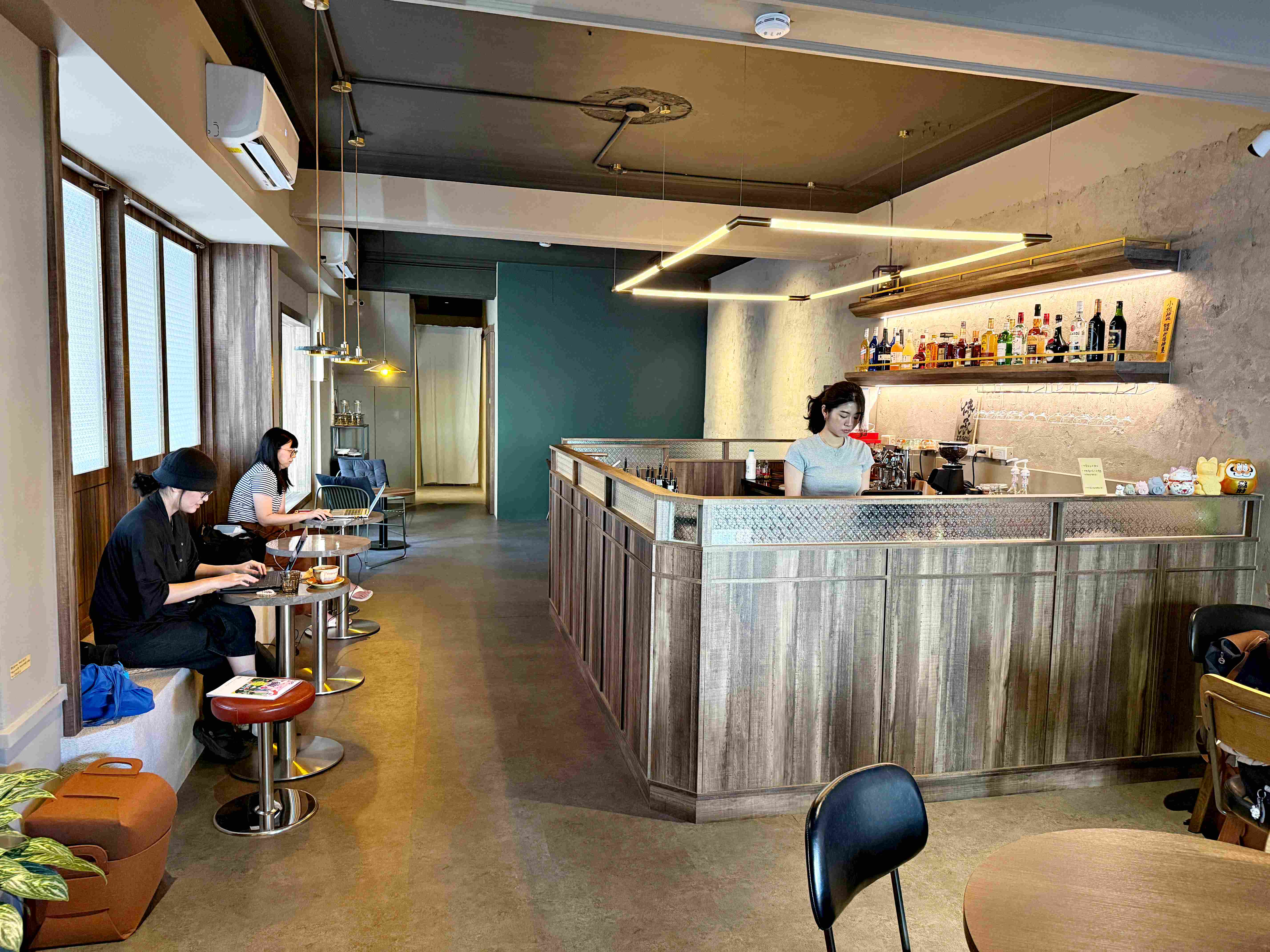 【台北美食】Le Qun Café Bar 樂裙｜必訪質感咖啡廳，好喝又不貴推薦(菜單) @厚片嘴角帶便當