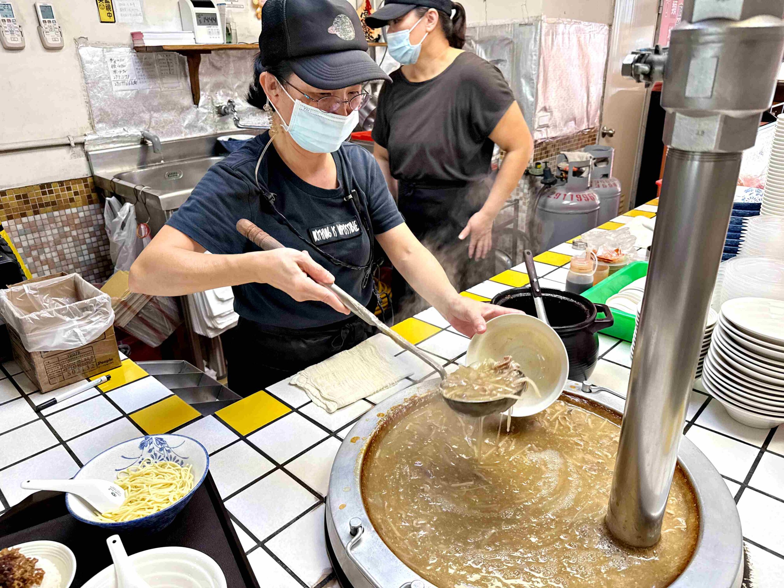 【新店美食】新店北鴨鴨肉羹，羽球金牌國手也愛的在地傳奇美味推薦(菜單) @厚片嘴角帶便當