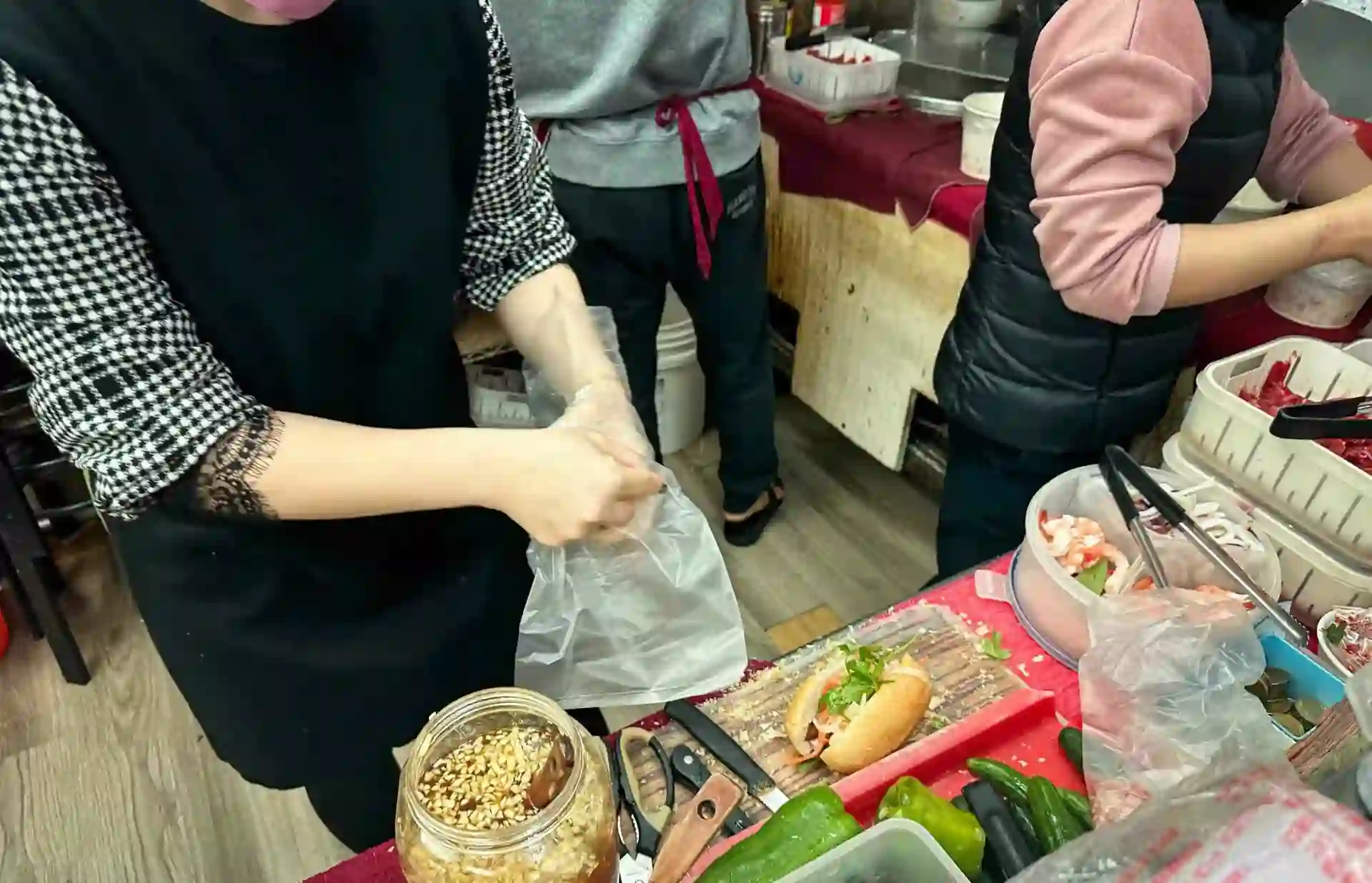 【板橋美食推薦】阿準越南料理，牛肉河粉、法國麵包份量超實在推薦(菜單) @趙先生吃飯