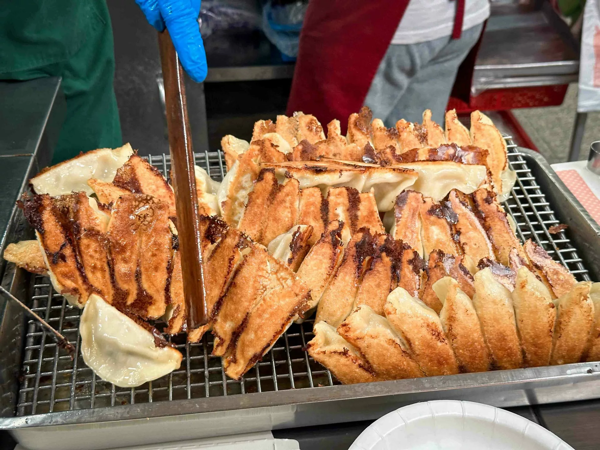 【新莊美食】溢湘麵館｜酸辣粉控的天堂，天然湯頭＋Q彈粉條吃起來超過癮(菜單) @趙先生吃飯
