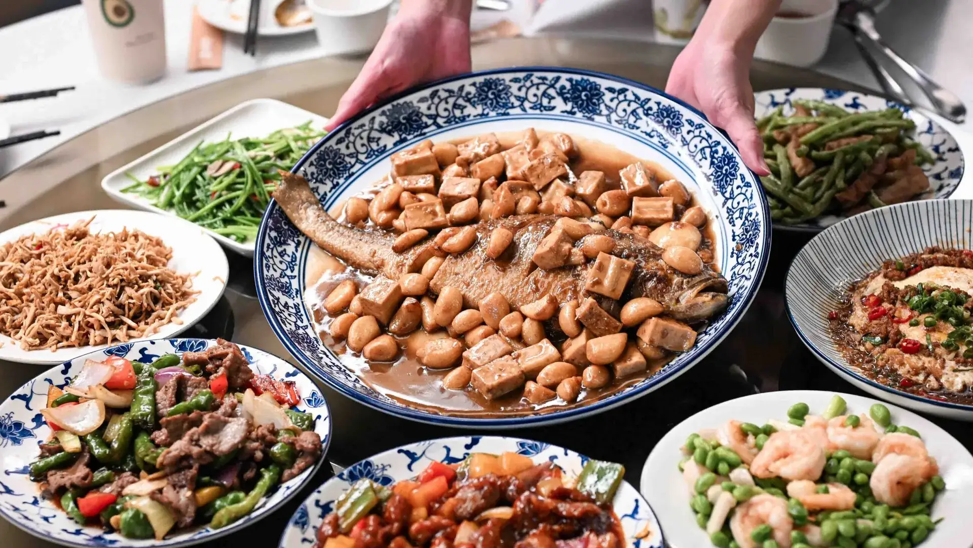 【內湖美食】六品小館，40年老字號，老店功夫+大份量超好吃推薦(菜單) @趙先生吃飯