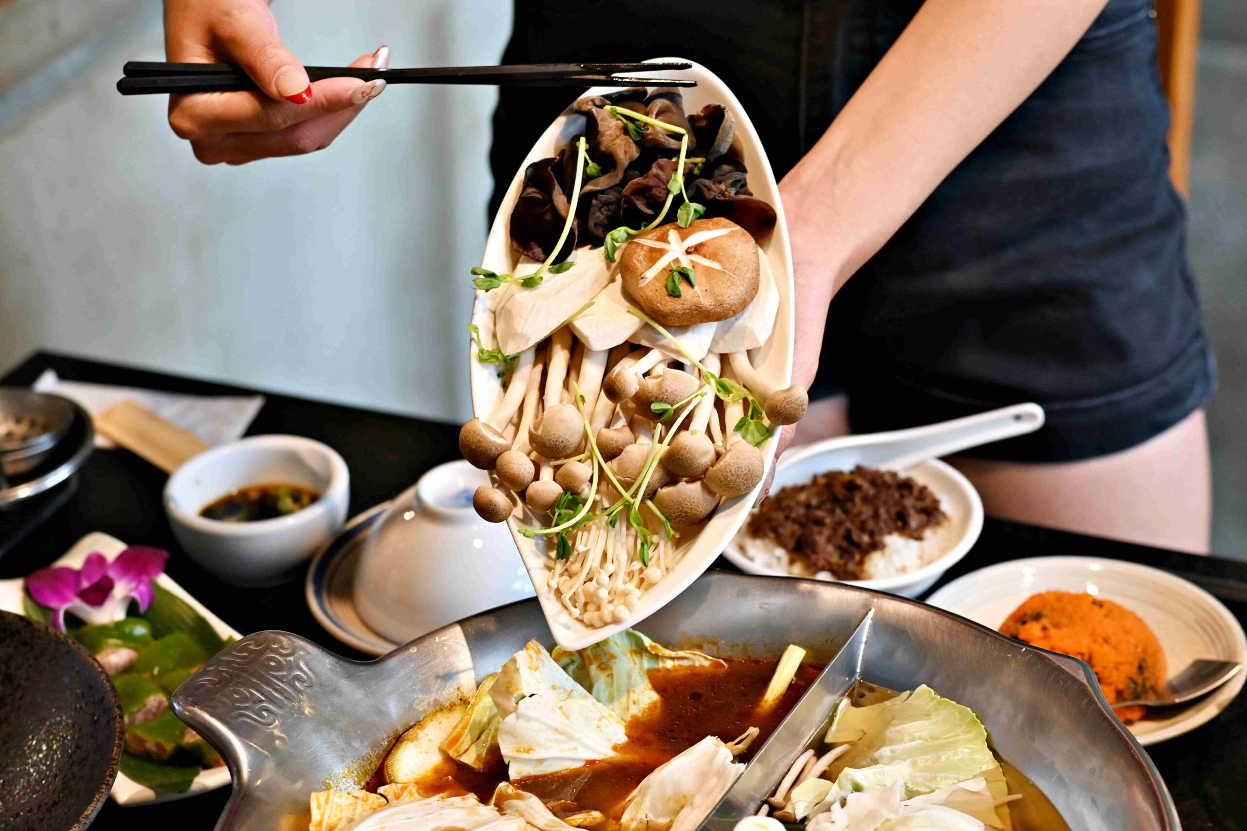 【台北美食】本鼎堂台式漢方麻辣鍋，純天然結合中藥香與麻辣香真的強推薦(菜單) @趙先生吃飯