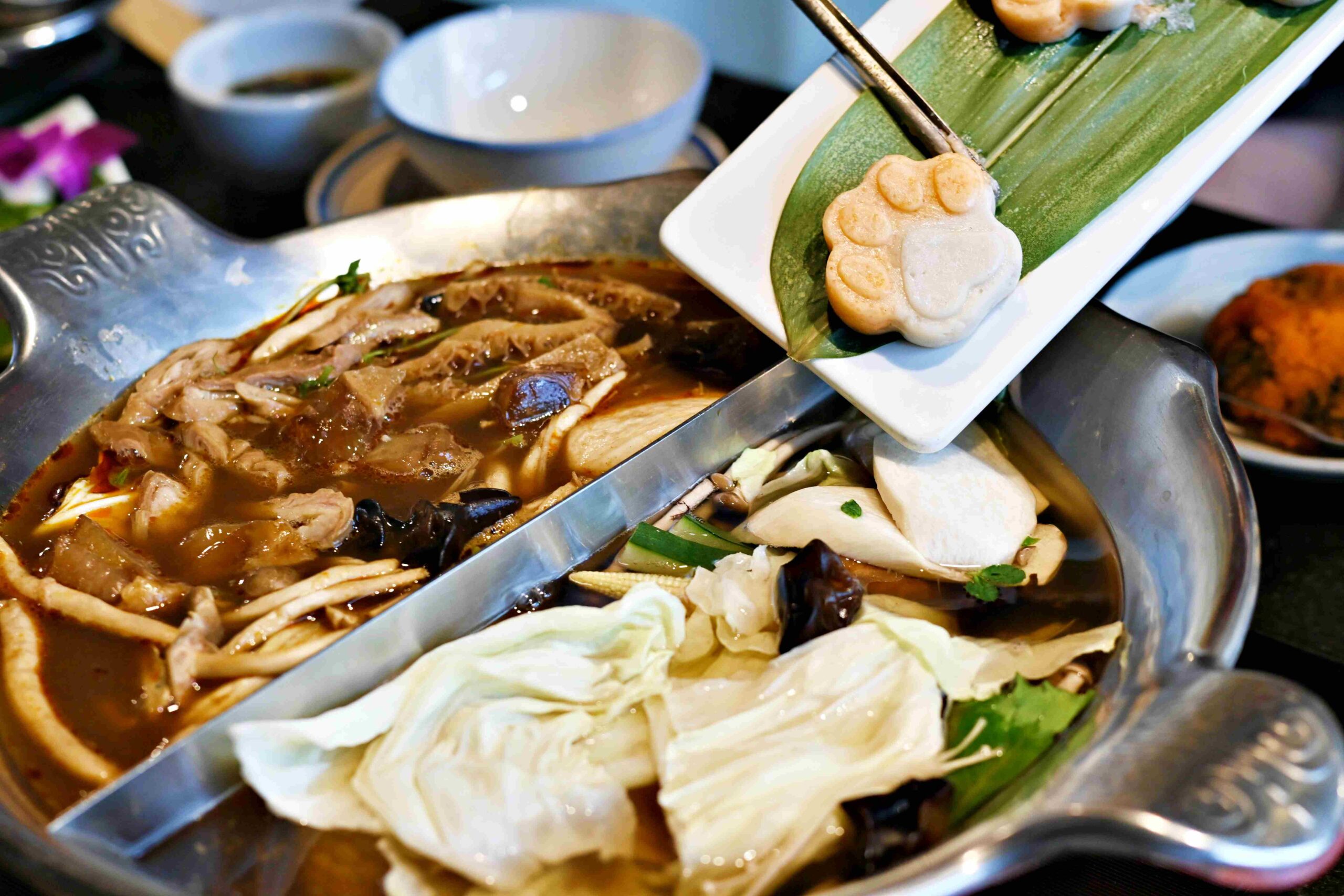 【台北美食】本鼎堂台式漢方麻辣鍋,純天然結合中藥香與麻辣香真的強推薦(菜單) @趙先生吃飯 【台北美食】本鼎堂台式漢方麻辣鍋,純天然結合中藥香與麻辣香真的強推薦(菜單) @趙先生吃飯