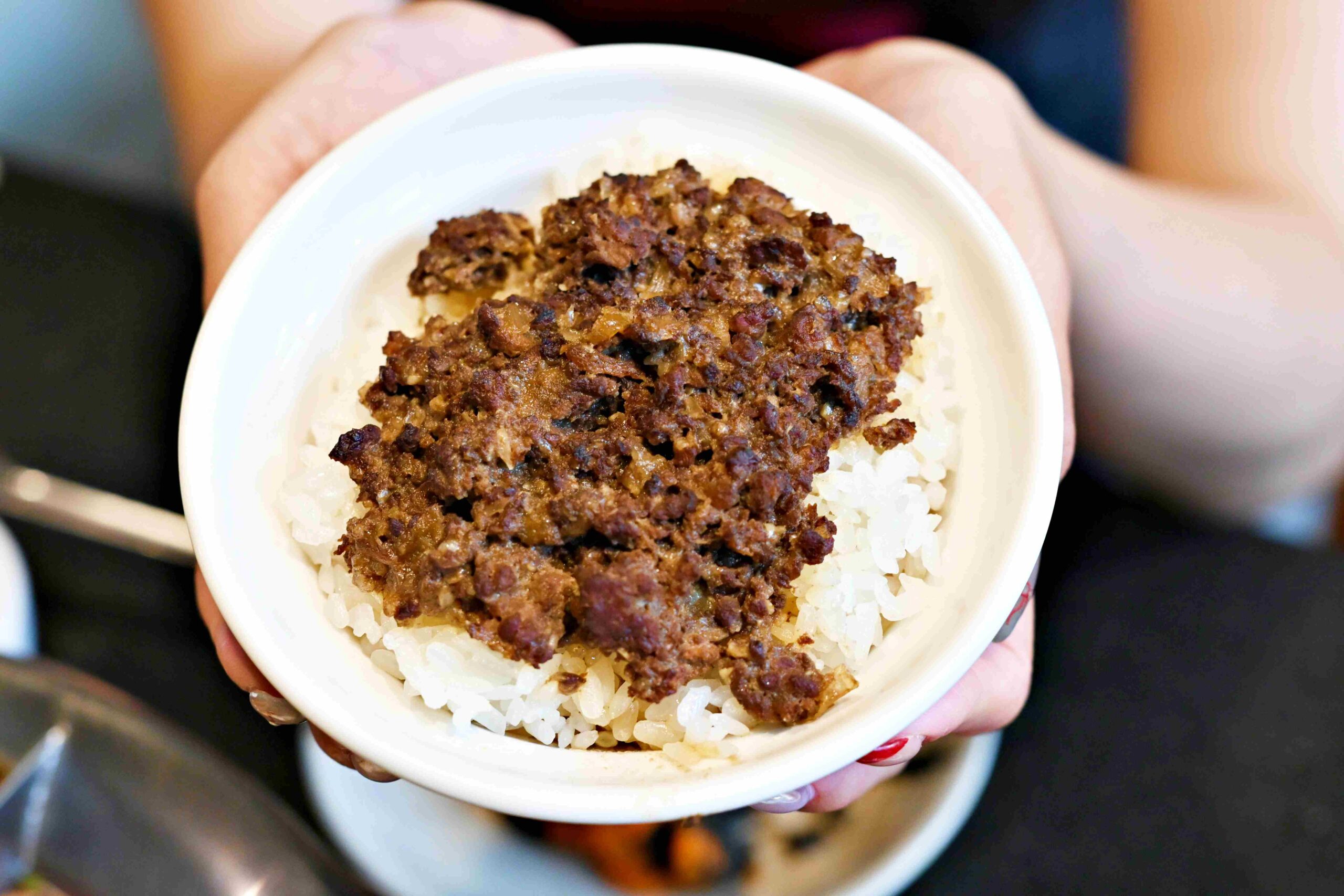 【台北美食】本鼎堂台式漢方麻辣鍋，純天然結合中藥香與麻辣香真的強推薦(菜單) @趙先生吃飯