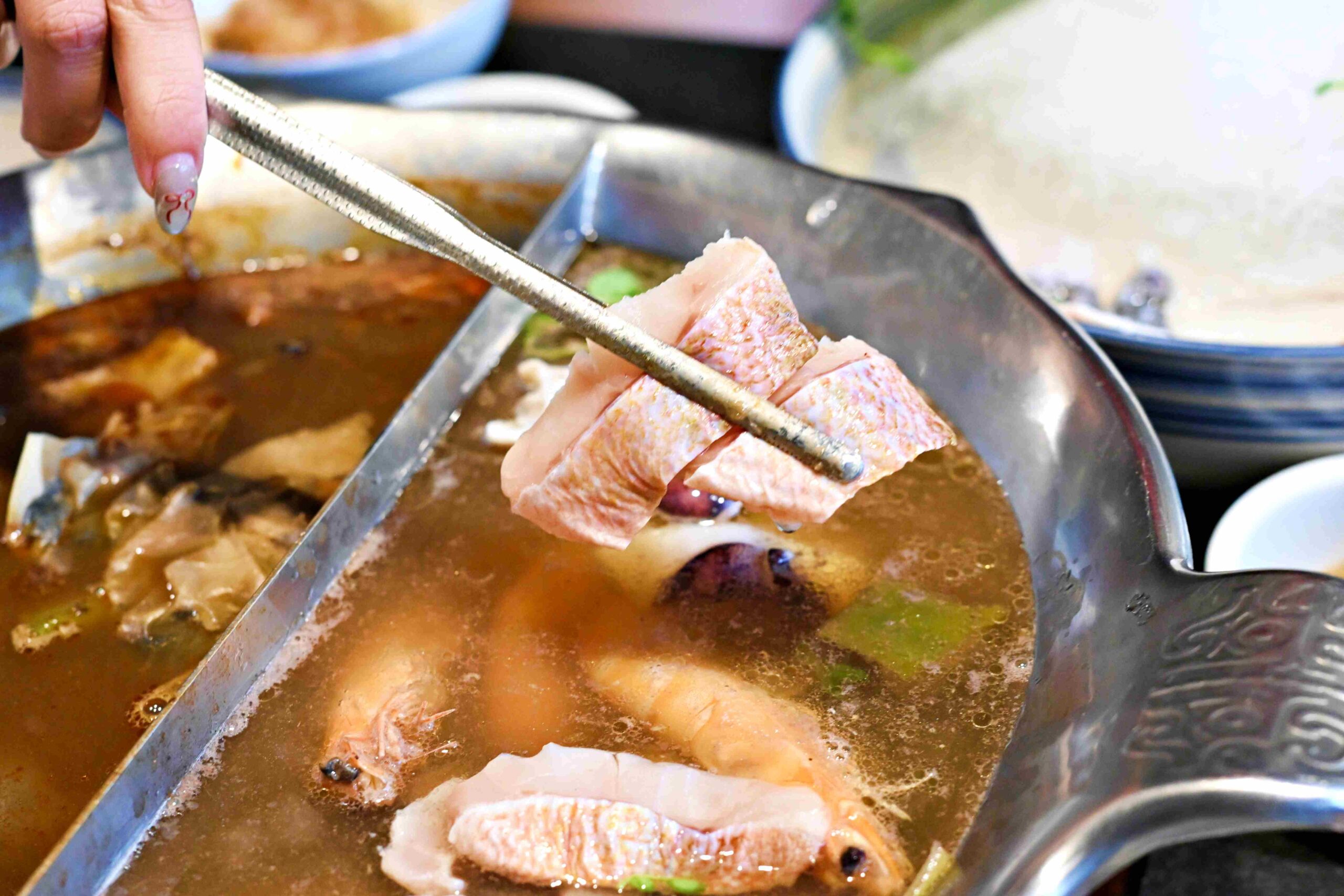 【台北美食】本鼎堂台式漢方麻辣鍋，純天然結合中藥香與麻辣香真的強推薦(菜單) @趙先生吃飯