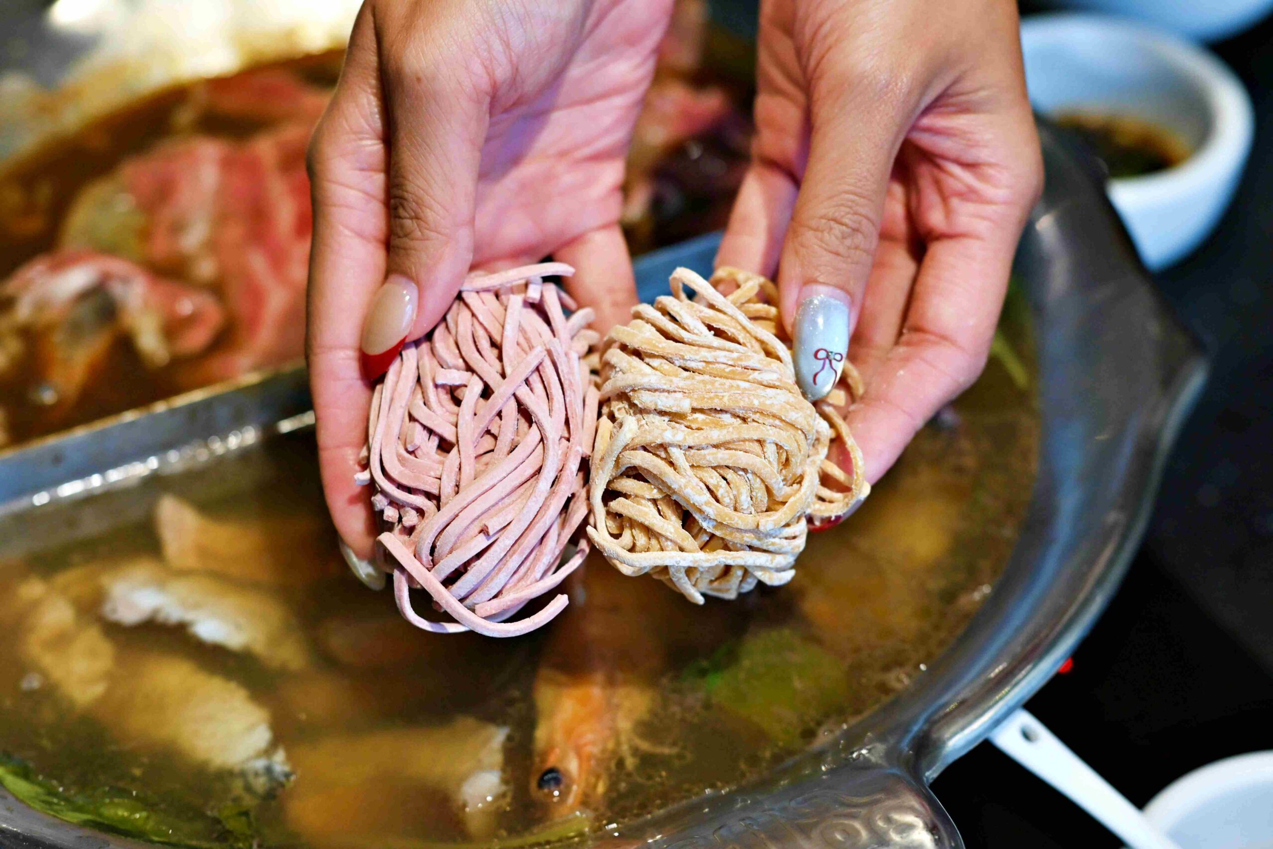 【台北美食】本鼎堂台式漢方麻辣鍋，純天然結合中藥香與麻辣香真的強推薦(菜單) @趙先生吃飯