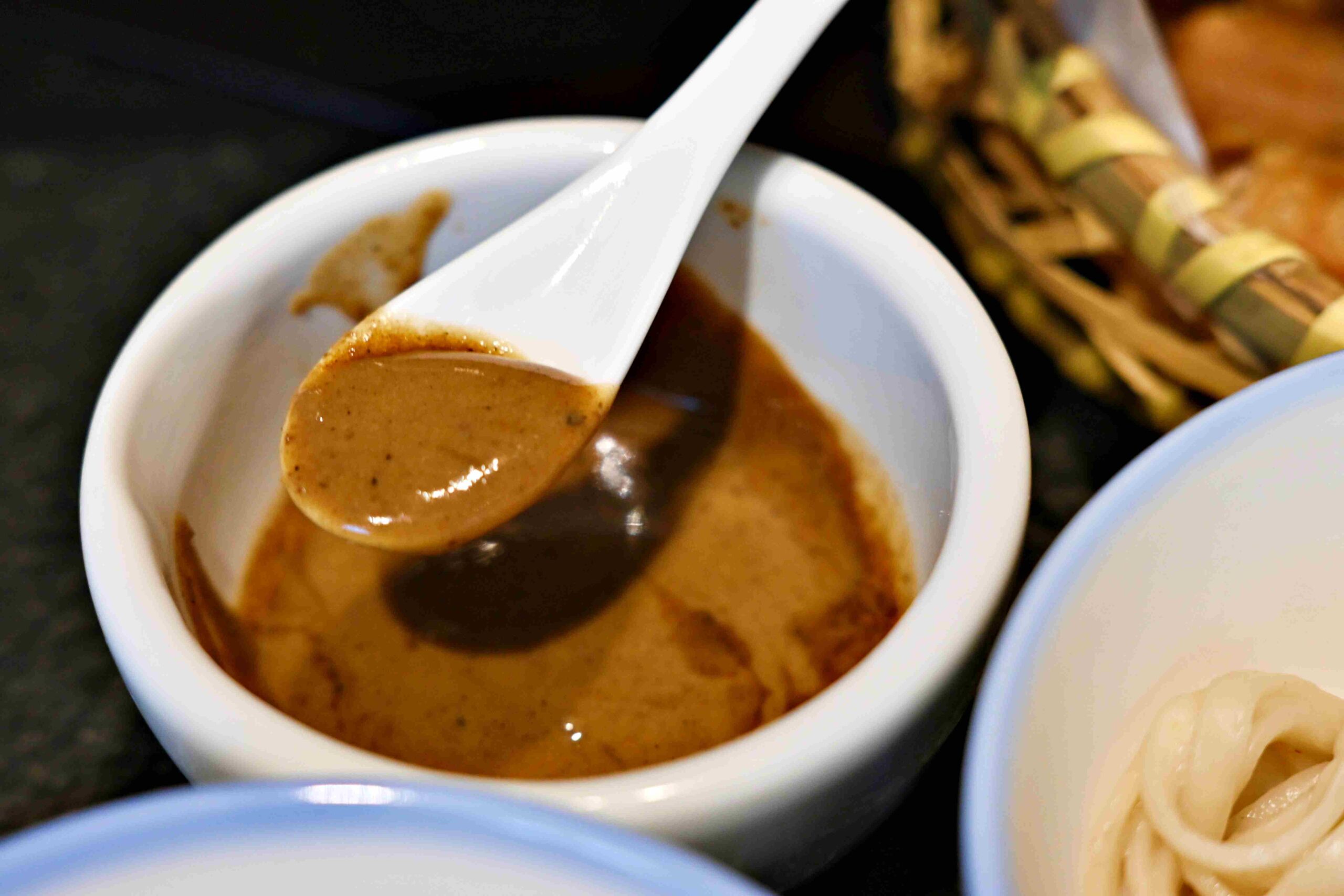 【台北美食】本鼎堂台式漢方麻辣鍋，純天然結合中藥香與麻辣香真的強推薦(菜單) @趙先生吃飯