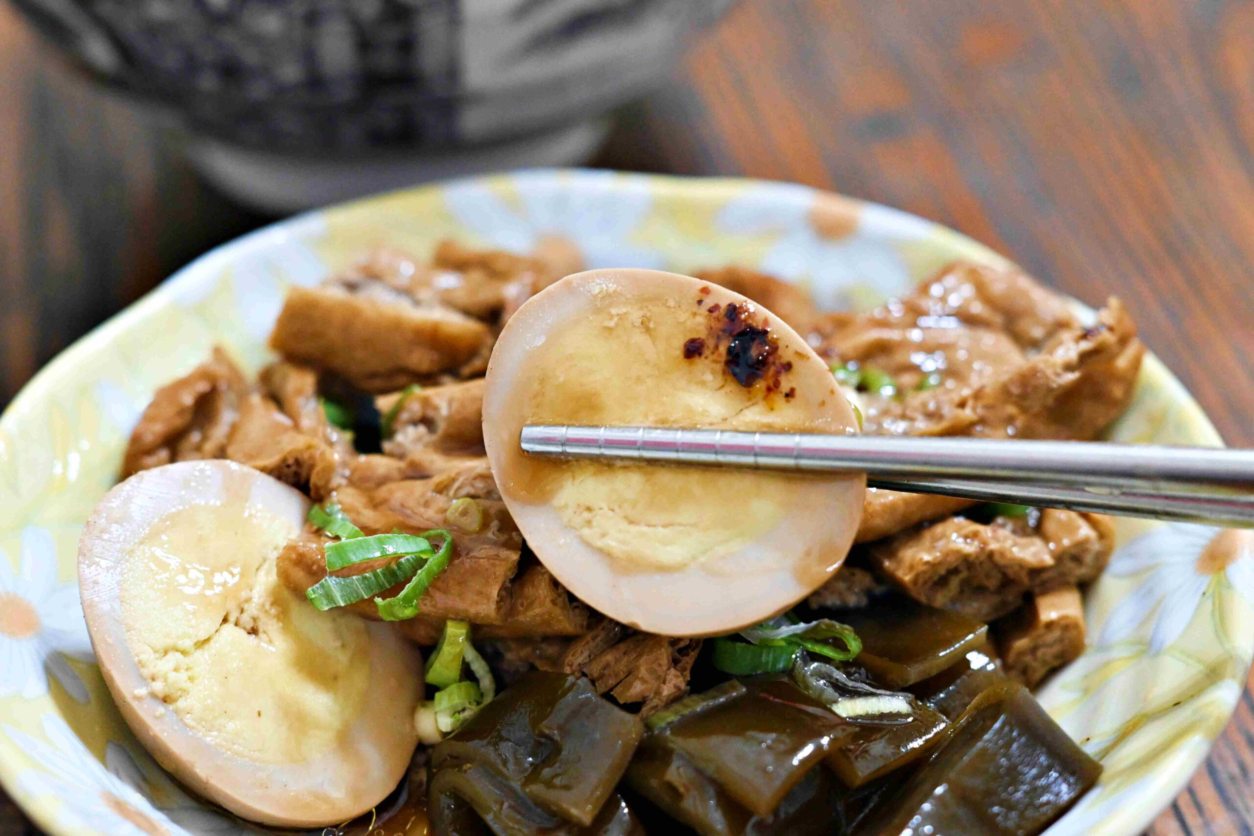 【新莊美食】御私房牛肉麵，19年老字號巷弄牛肉麵，湯頭獨特推薦(菜單)！ @趙先生吃飯