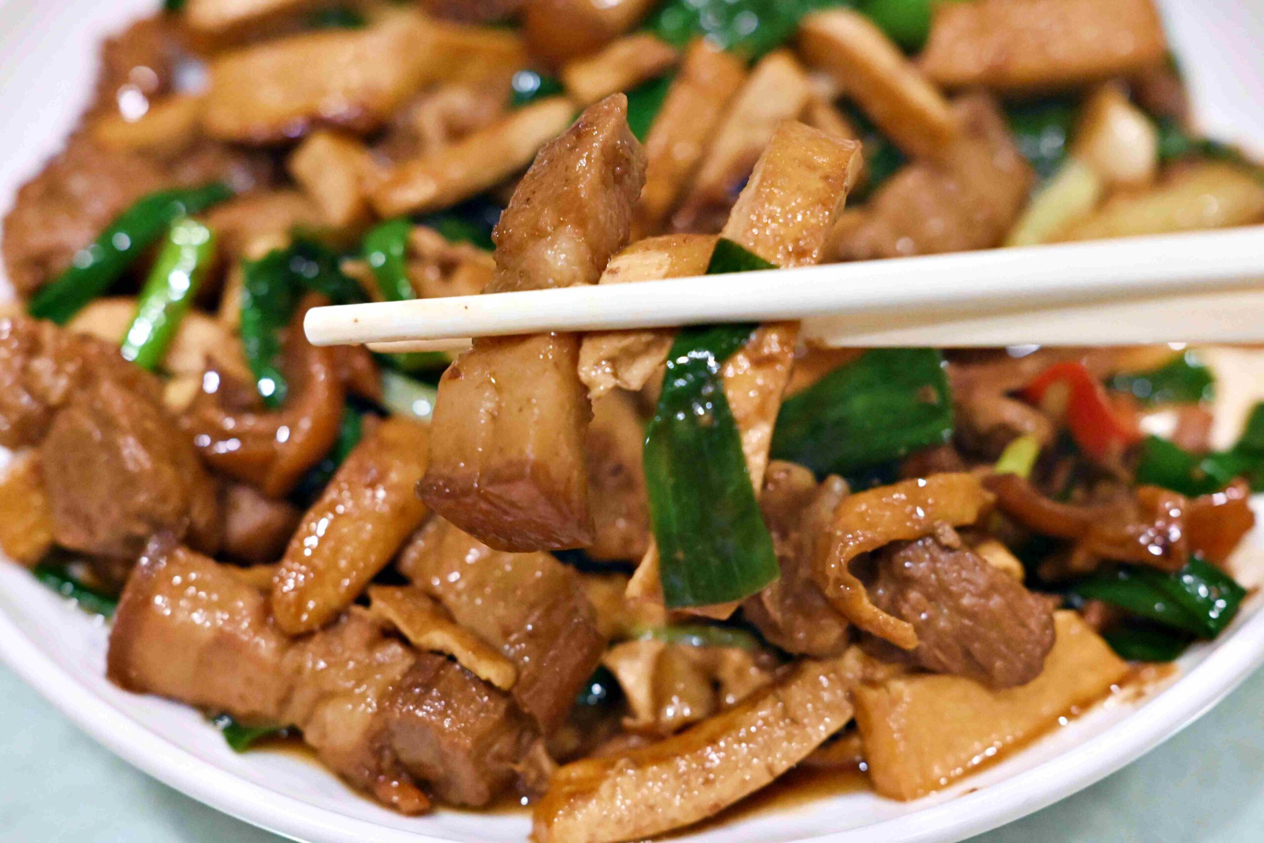 【苗栗美食】雲洞山莊，在雲海裡吃飯的客家餐廳，客家合菜與超美景觀推薦(菜單)！ @趙先生吃飯