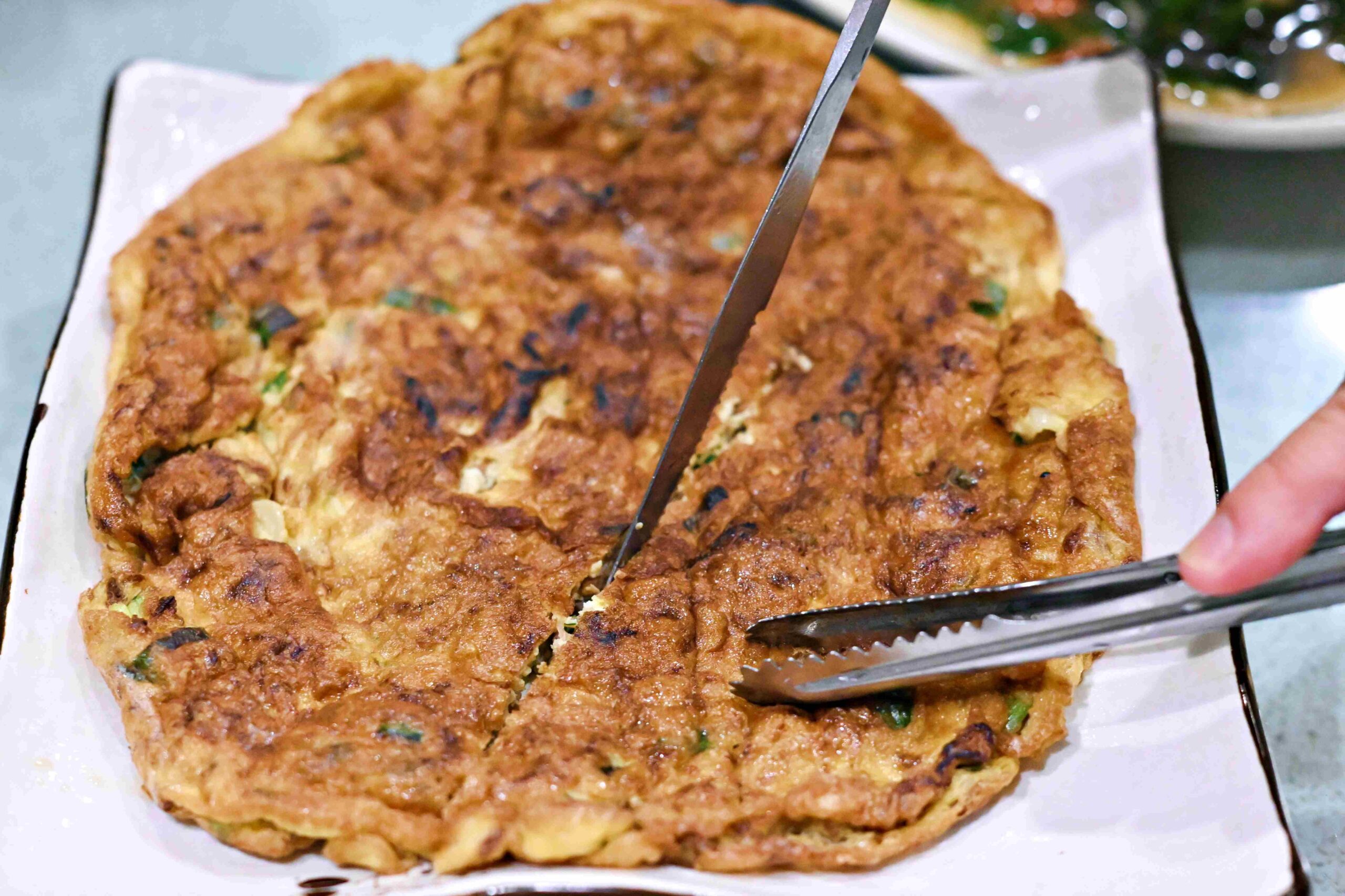 【苗栗美食】雲洞山莊，在雲海裡吃飯的客家餐廳，客家合菜與超美景觀推薦(菜單)！ @趙先生吃飯