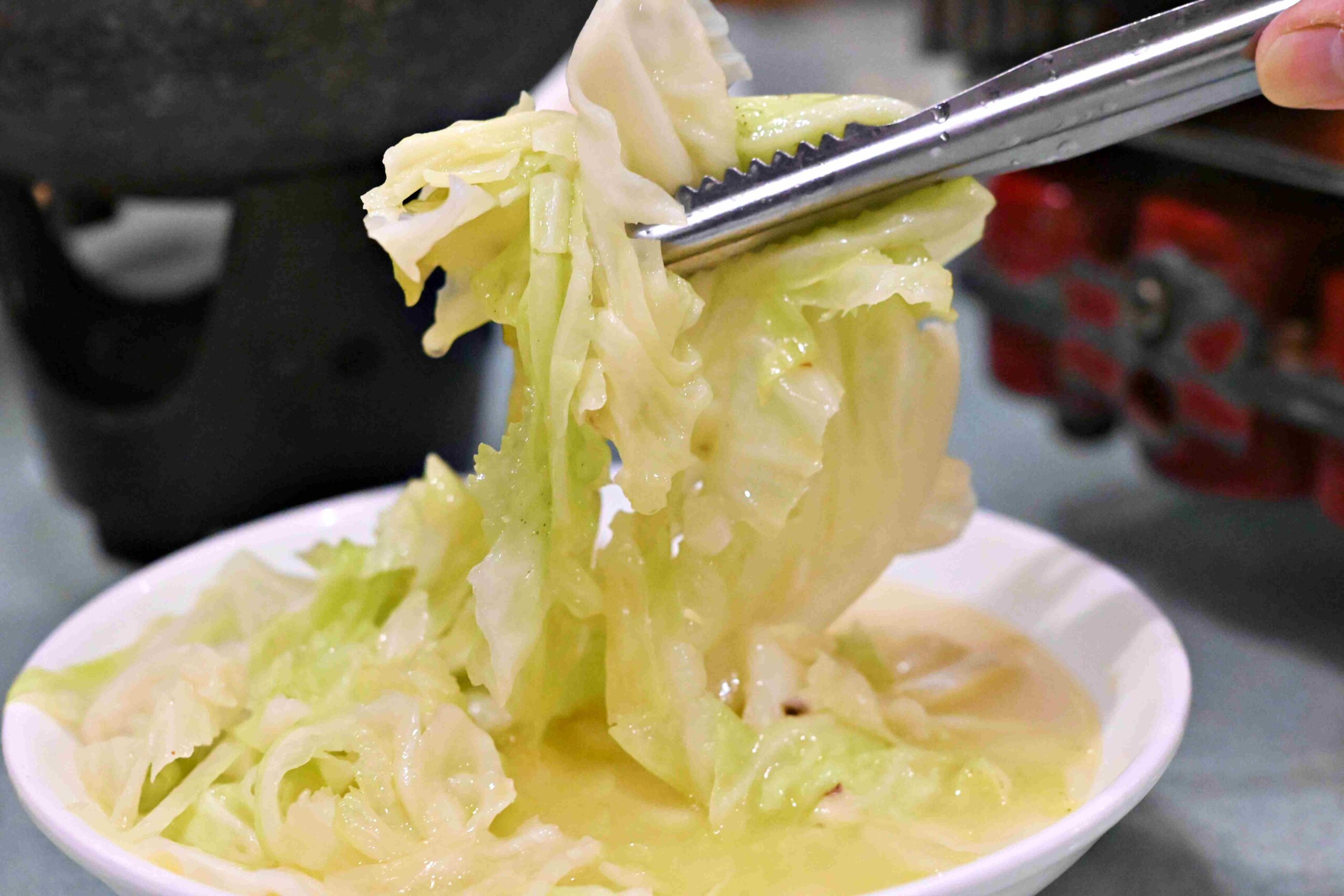 【苗栗美食】雲洞山莊，在雲海裡吃飯的客家餐廳，客家合菜與超美景觀推薦(菜單)！ @趙先生吃飯
