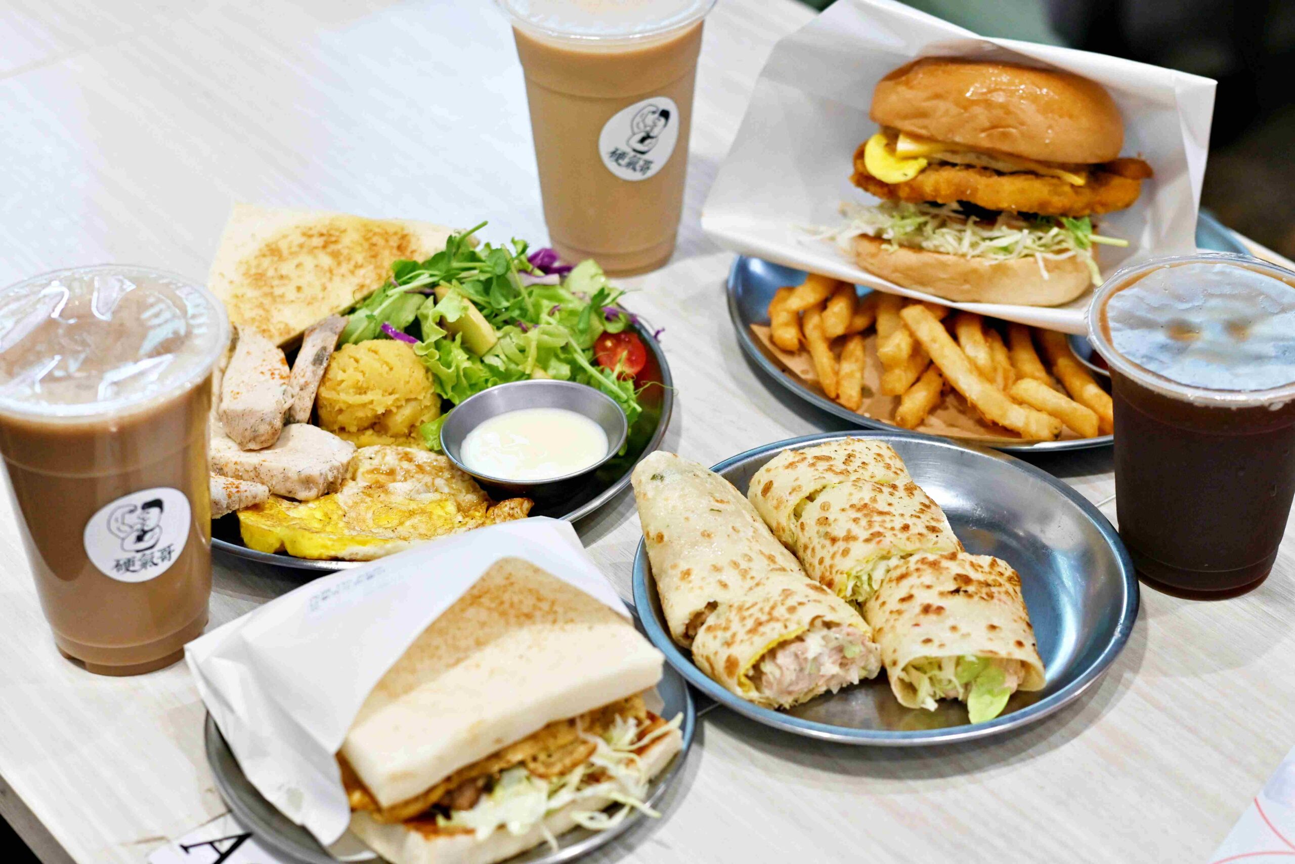 【新莊美食】硬氣哥鈑烤吐司，故事感人、份量大，吃飽又感動的早午餐推薦(菜單) @趙先生吃飯