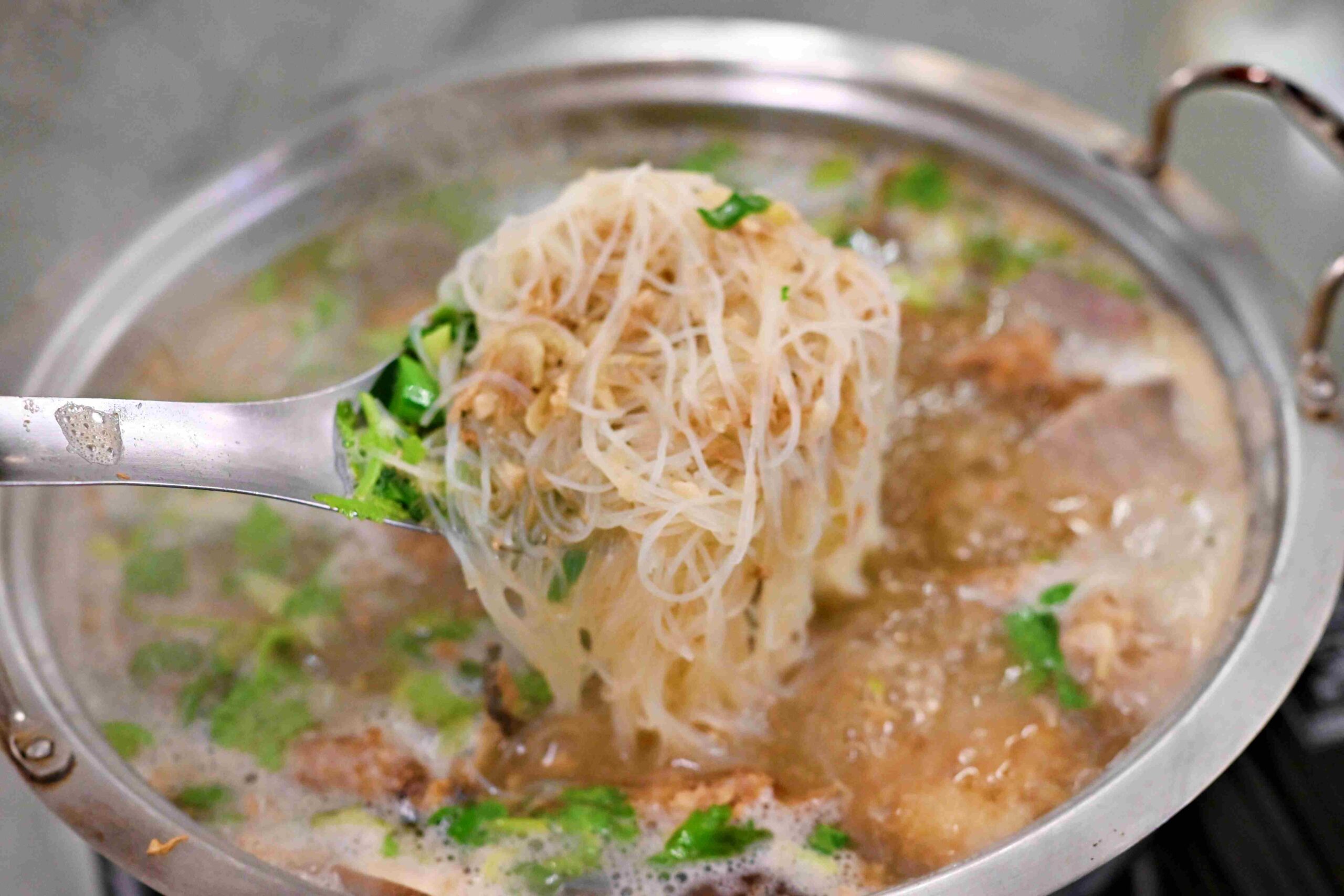 【三芝美食】香聚桶仔雞,柴火烤出金黃脆皮,雞肉嫩到爆汁推薦(菜單)! @趙先生吃飯 【三芝美食】香聚桶仔雞,柴火烤出金黃脆皮,雞肉嫩到爆汁推薦(菜單)! @趙先生吃飯