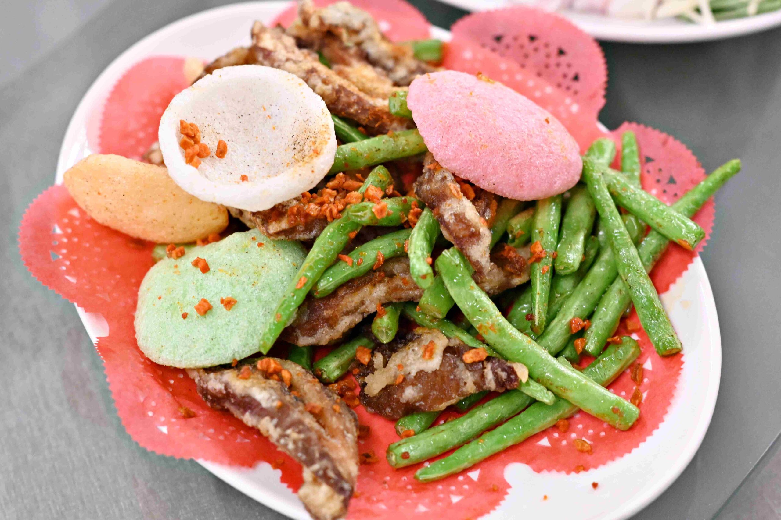 【三芝美食】香聚桶仔雞,柴火烤出金黃脆皮,雞肉嫩到爆汁推薦(菜單)! @趙先生吃飯 【三芝美食】香聚桶仔雞,柴火烤出金黃脆皮,雞肉嫩到爆汁推薦(菜單)! @趙先生吃飯