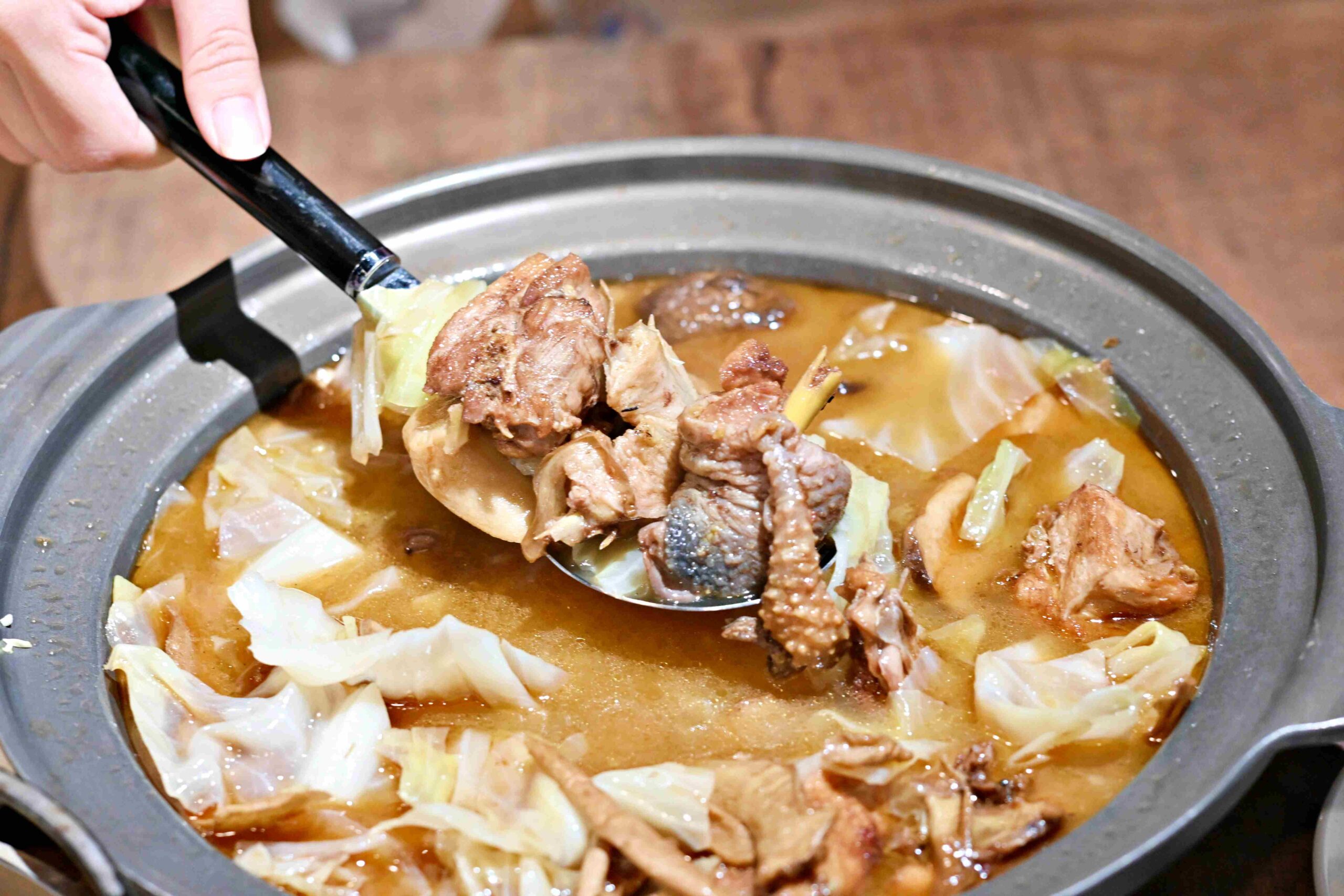 【松山美食】鵝肉川光復店，鵝肉香氣迷人、芋頭米粉還能吃到飽推薦(菜單) @趙先生吃飯