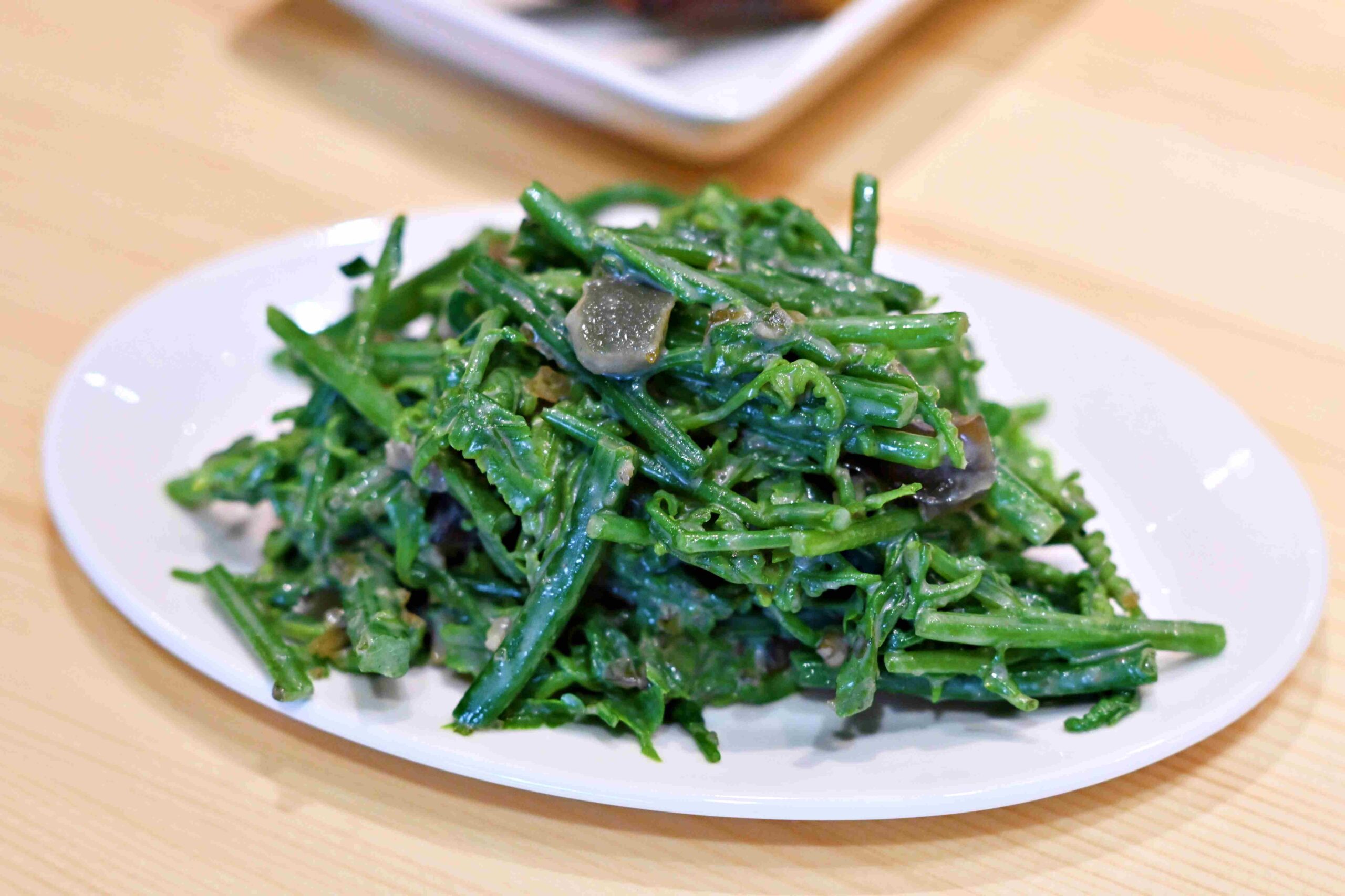 【新莊美食】一休中華：從日料到滷肉飯的職人靈魂，平價中式料理也能這麼細緻推薦(菜單) @趙先生吃飯