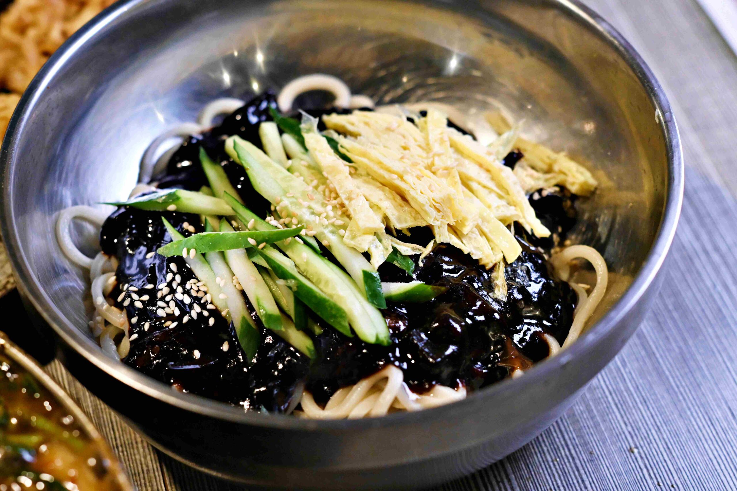 【松山美食】GG 季吉韓國美食餐飲房，火鍋烤肉全都強，韓國朋友也認證的道地味推薦！(菜單) @趙先生吃飯