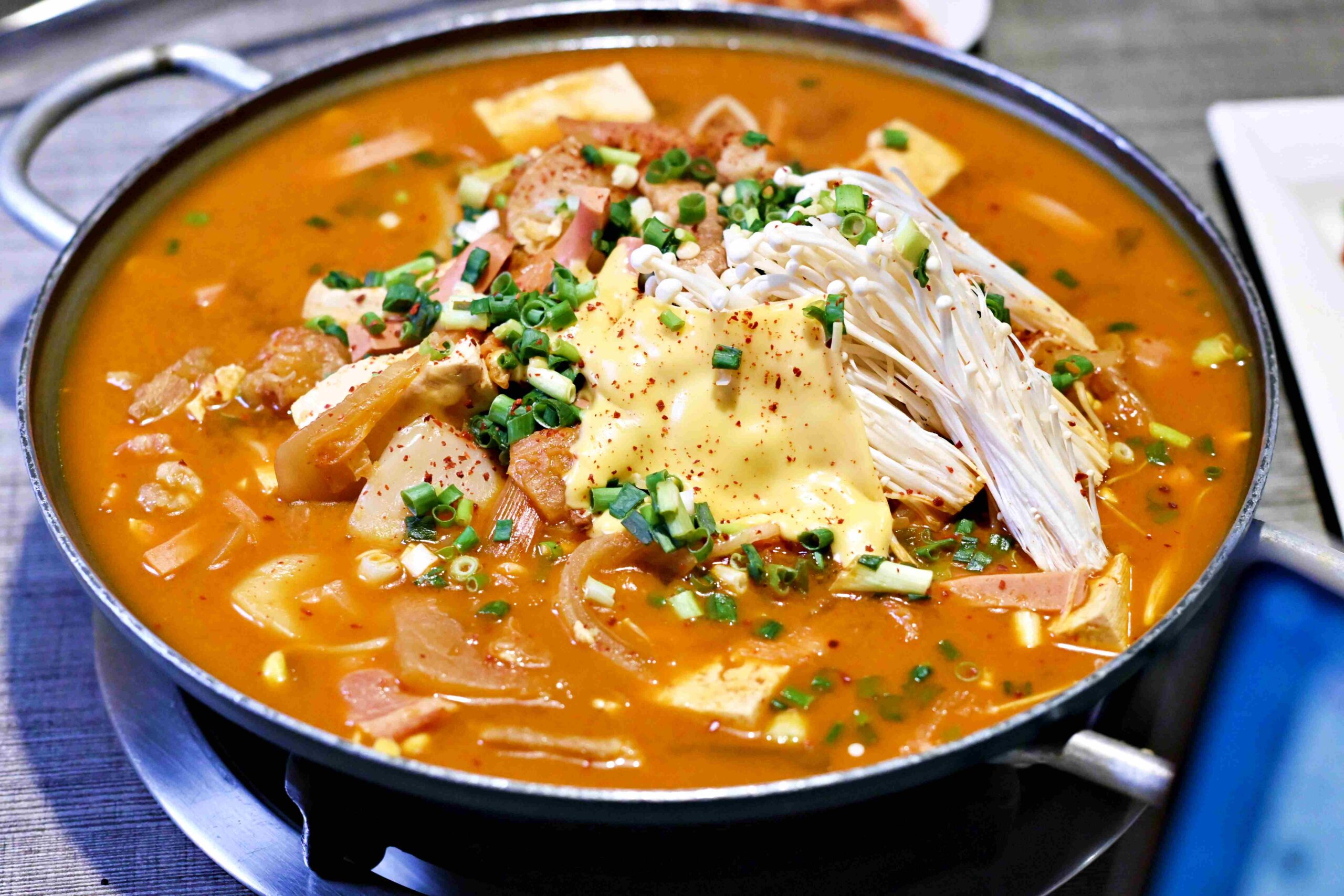 【松山美食】GG 季吉韓國美食餐飲房，火鍋烤肉全都強，韓國朋友也認證的道地味推薦！(菜單) @趙先生吃飯