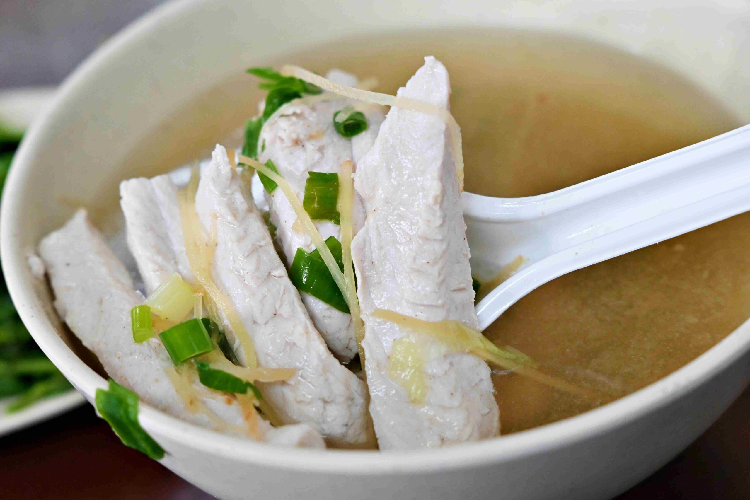 【新莊美食】魯肉發無刺虱目魚粥，香到爆魯肉飯、鮮甜魚湯超驚艷推薦(菜單) @趙先生吃飯