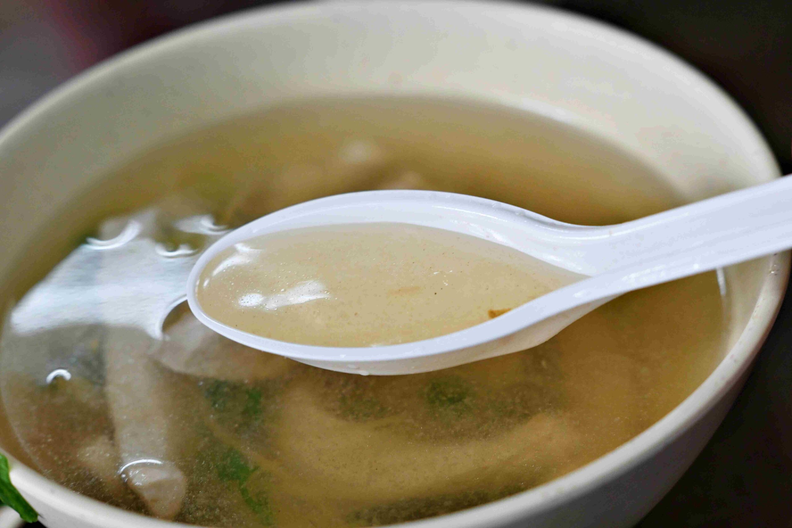 【新莊美食】魯肉發無刺虱目魚粥，香到爆魯肉飯、鮮甜魚湯超驚艷推薦(菜單) @趙先生吃飯