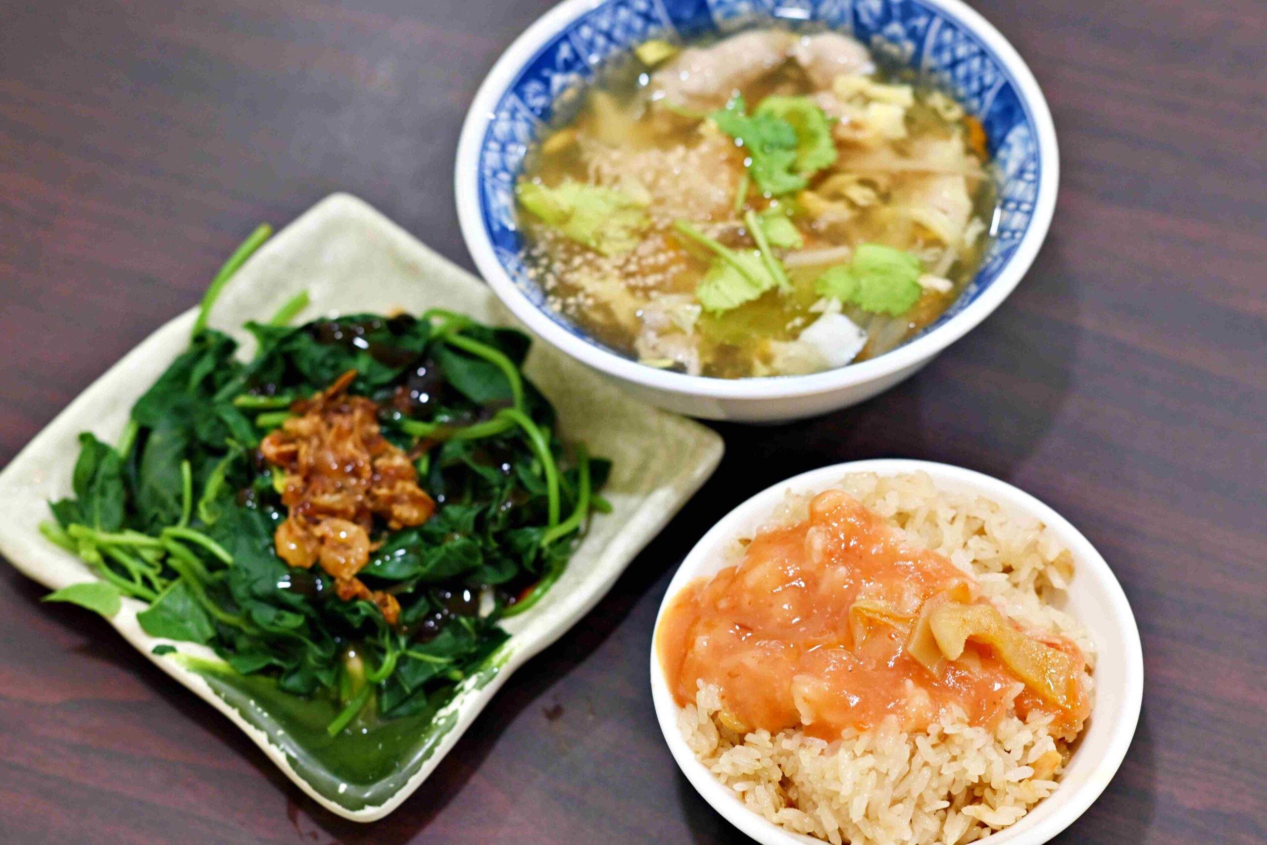 【新莊美食】肉總裁油飯肉羹，古早味必吃，油飯清爽不膩、肉羹湯超順口推薦！(菜單) @趙先生吃飯