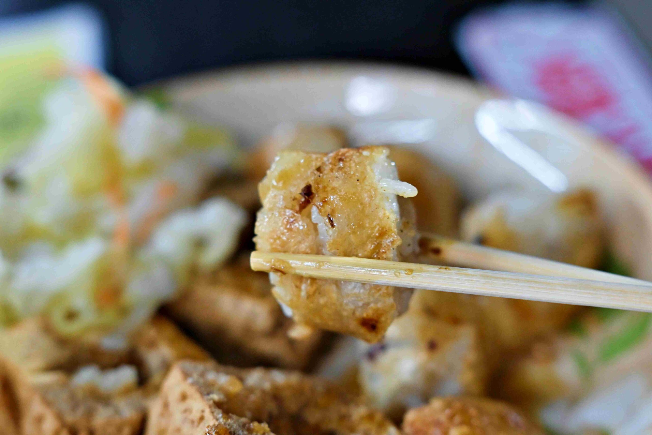 【新莊美食】紀家臭豆腐，現炸超酥脆，麵線和炸蘿蔔糕也超強推薦！(菜單) @趙先生吃飯