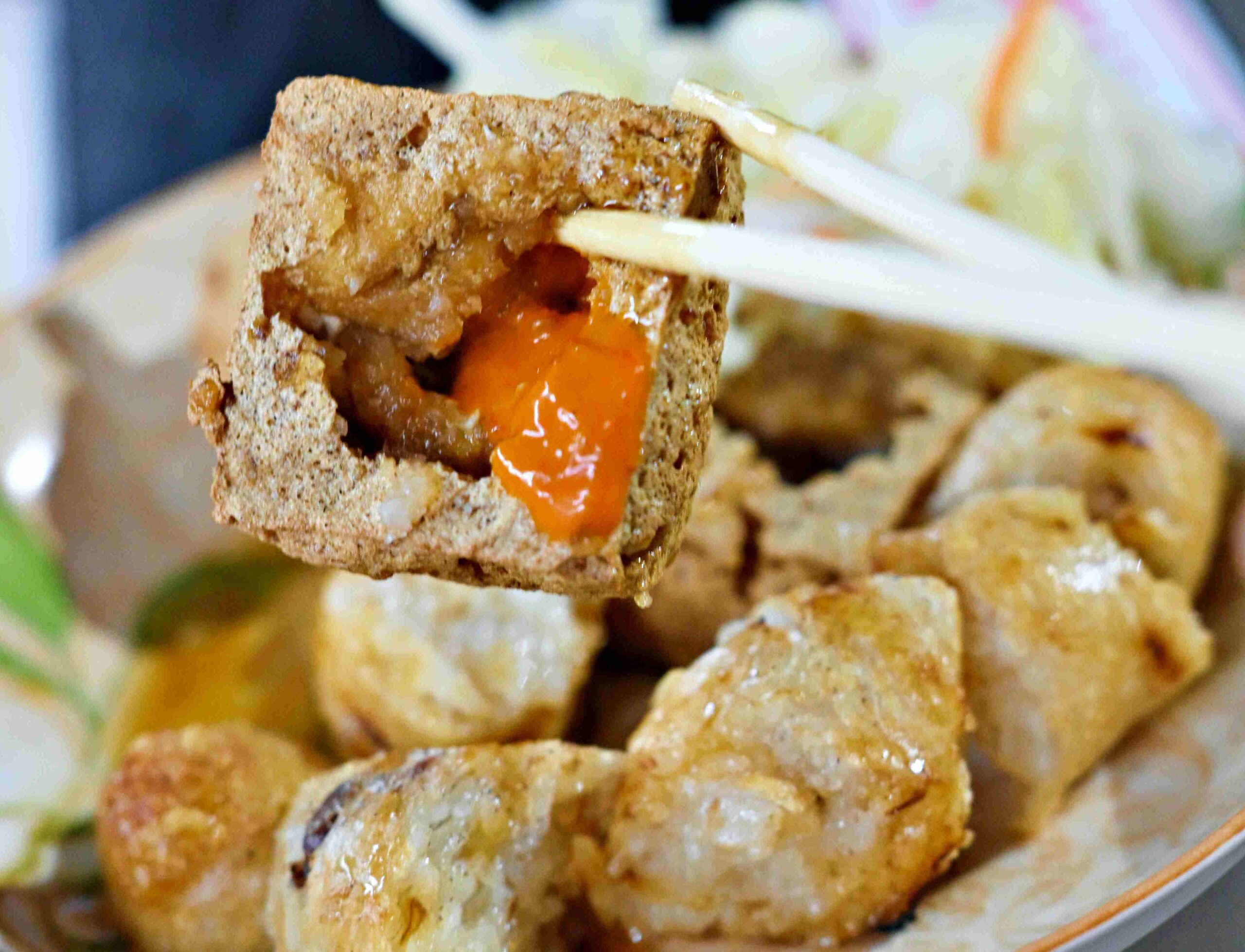 【新莊美食】紀家臭豆腐，現炸超酥脆，麵線和炸蘿蔔糕也超強推薦！(菜單) @趙先生吃飯