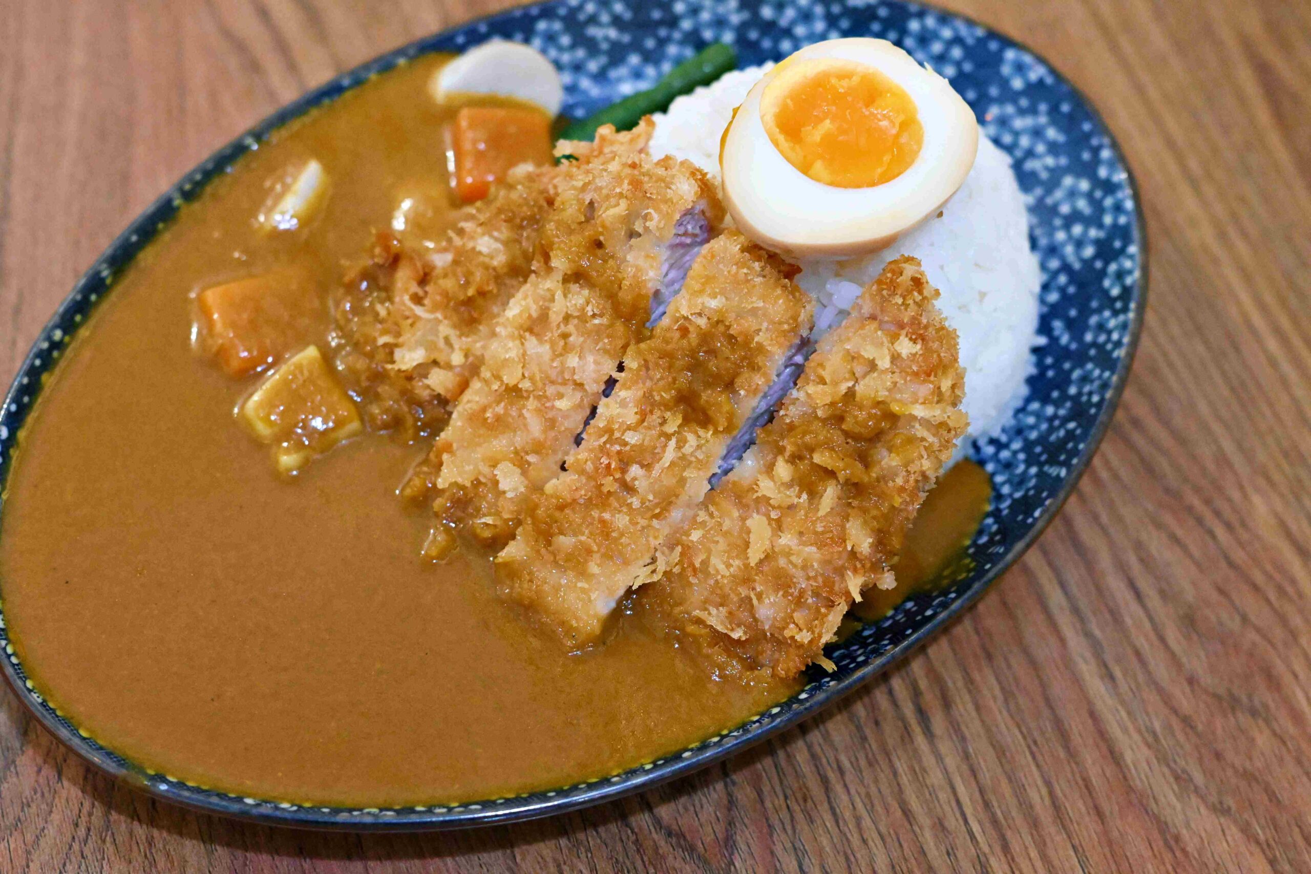 【板橋美食】一京咖哩，豬排厚到嚇一跳，還只賣$145根本太划算！(菜單) @趙先生吃飯