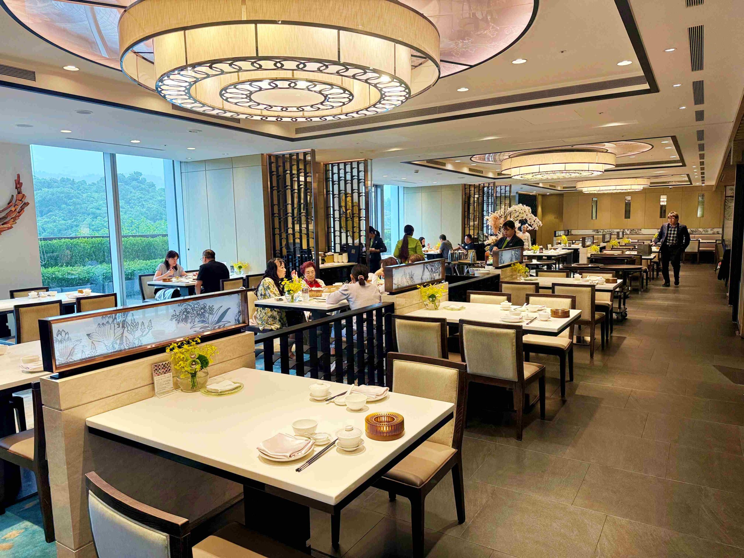 【南港美食】台北最被低估的高級粵菜餐廳！片皮鴨、潮州滷水鵝太驚豔推薦(菜單) @趙先生吃飯