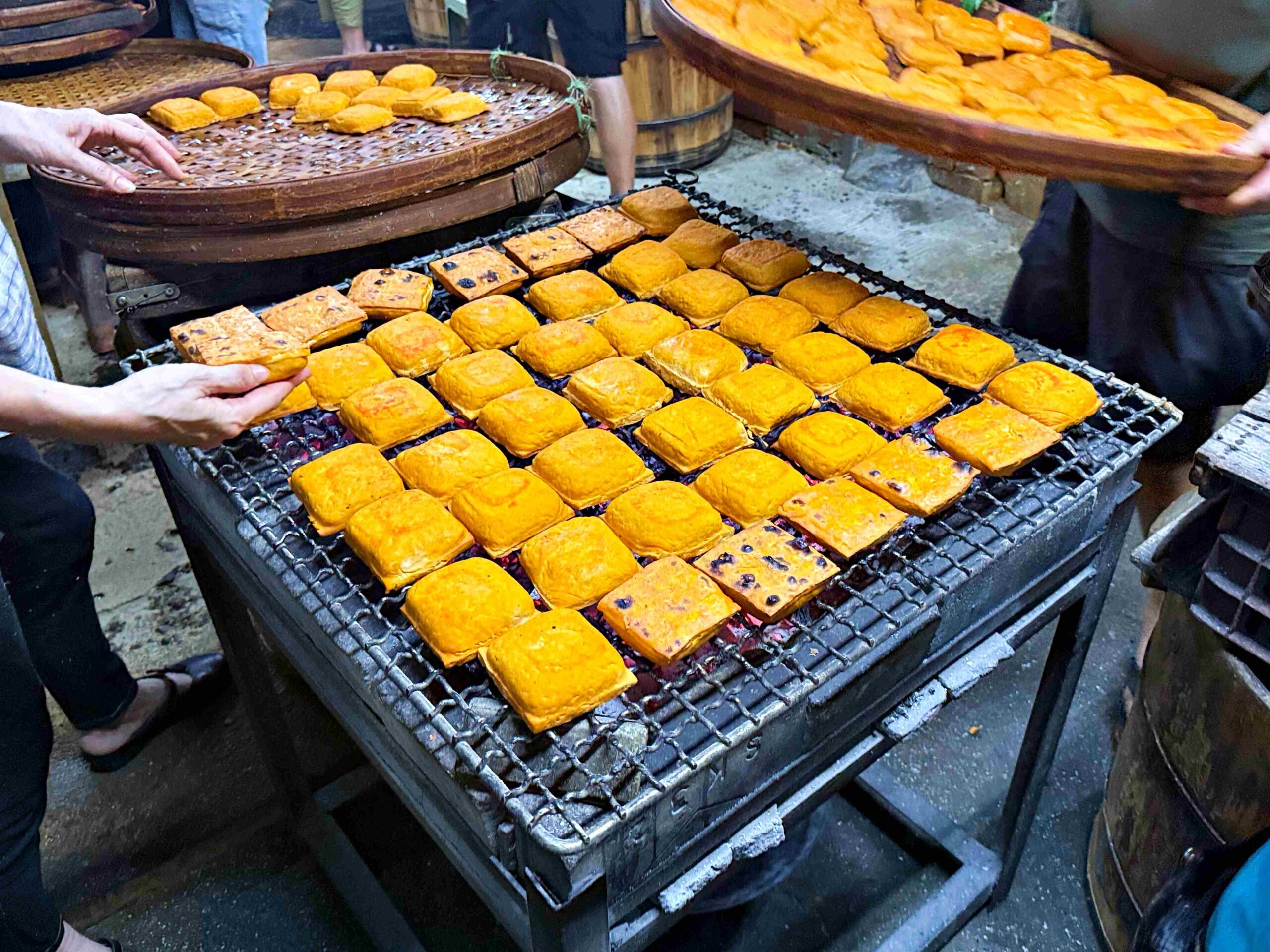 【新莊美食】尤協豐豆干店,150年古早味炭香濃郁、豆香一塊$13推薦(菜單) @趙先生吃飯 【新莊美食】尤協豐豆干店,150年古早味炭香濃郁、豆香一塊$13推薦(菜單) @趙先生吃飯